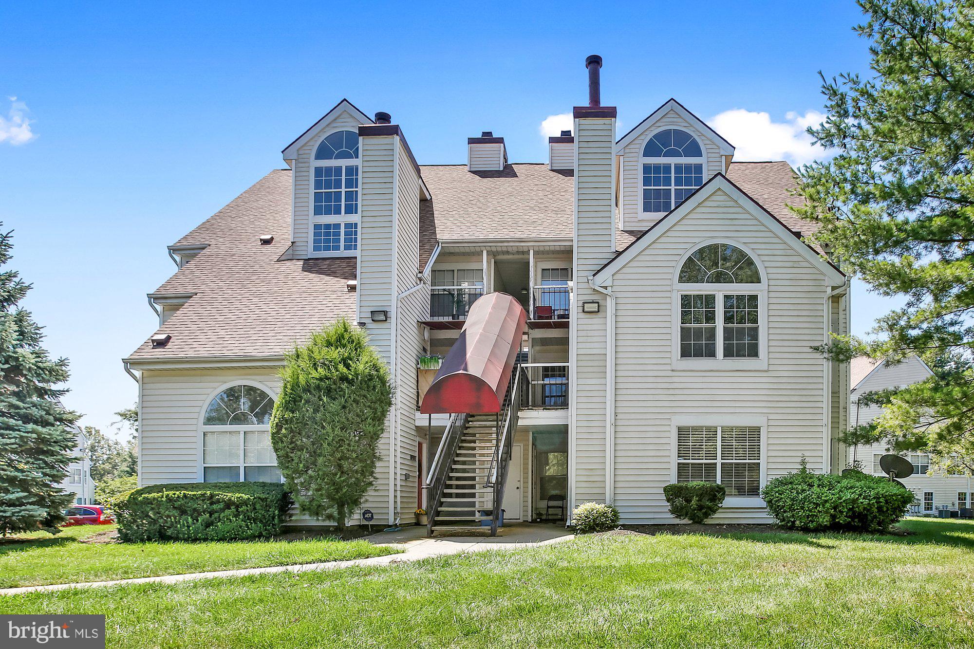 VISTAS AT LAKE ARBOR - Residential