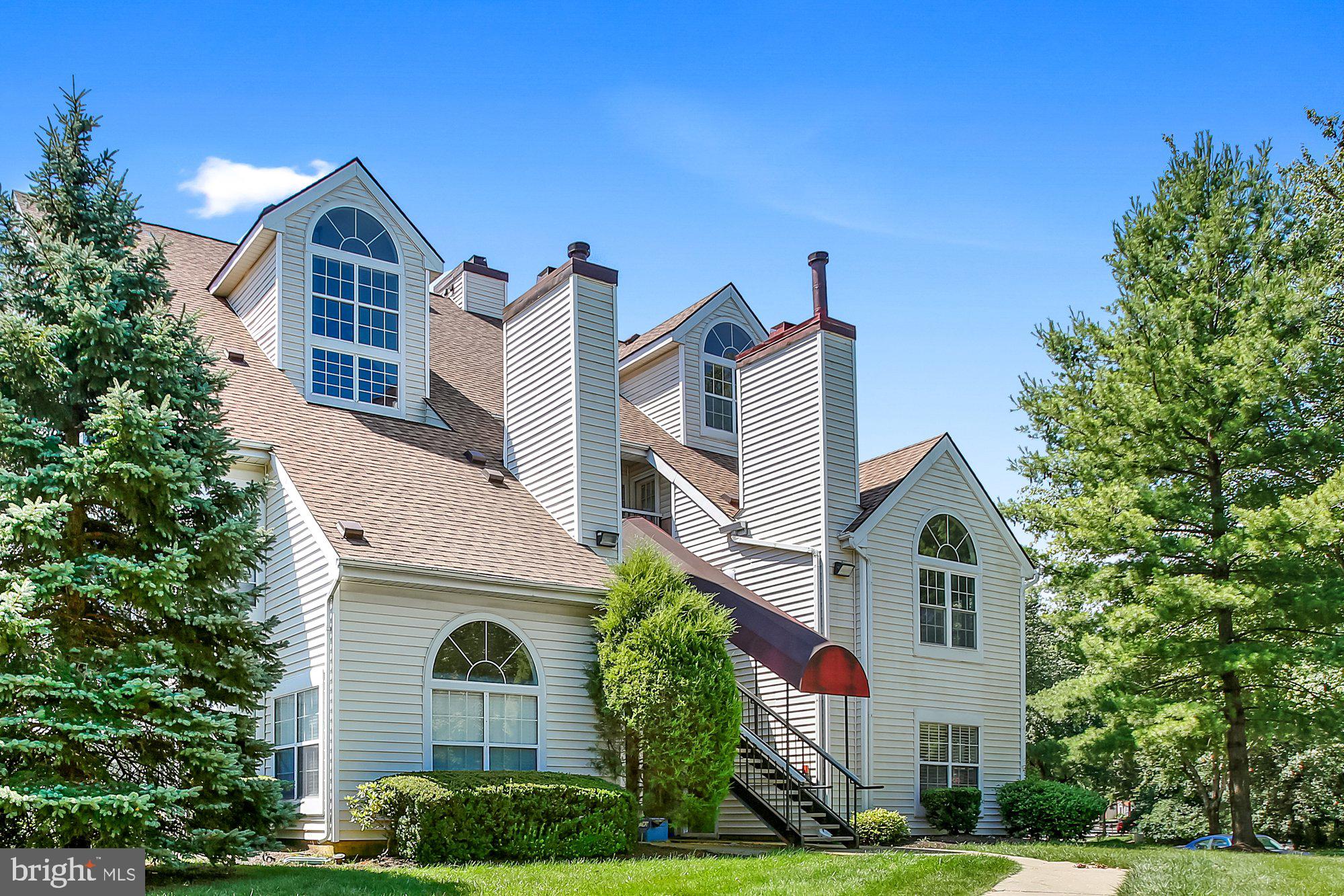 VISTAS AT LAKE ARBOR - Residential