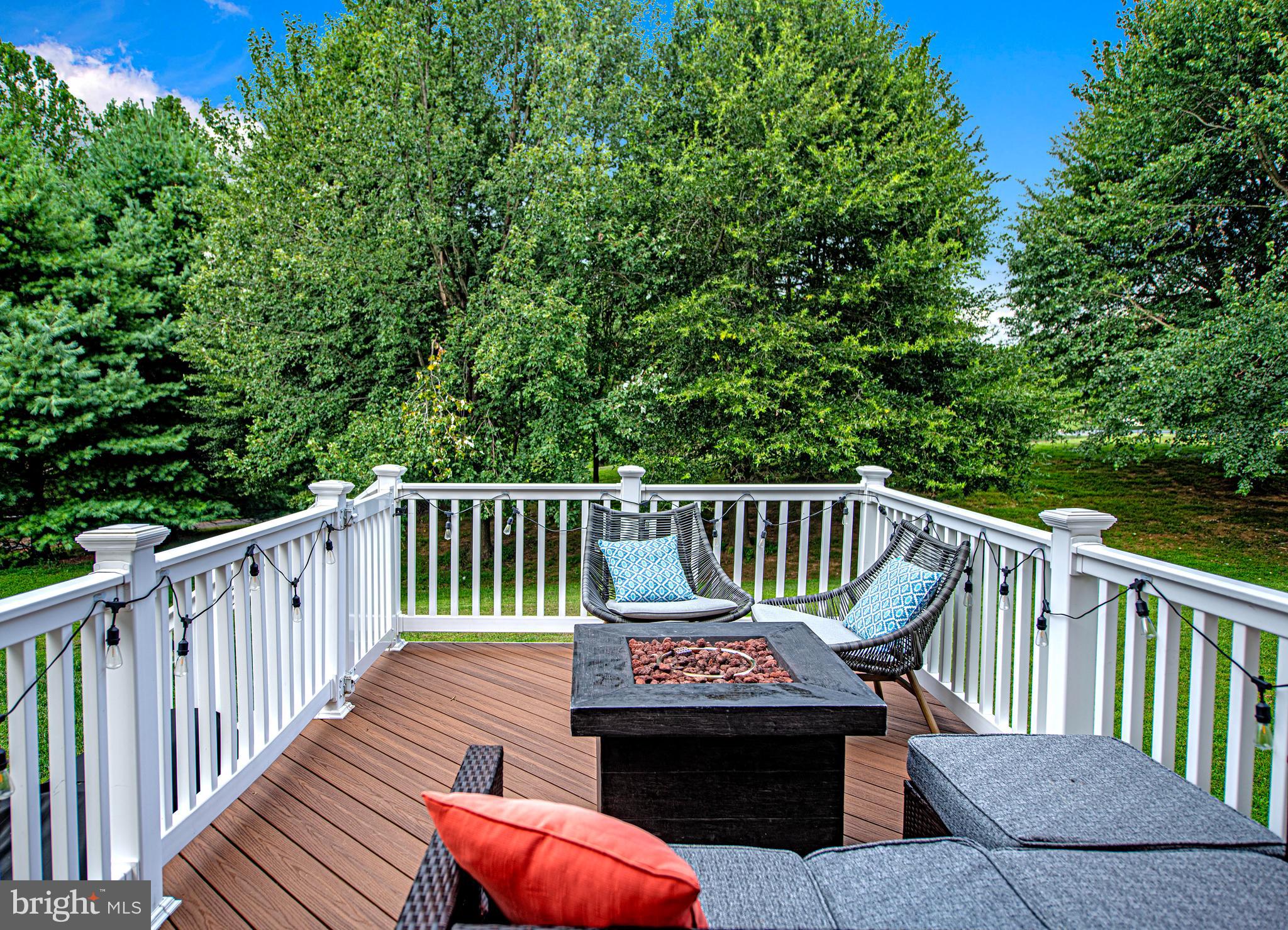 MONMOUTH MEADOWS - Residential