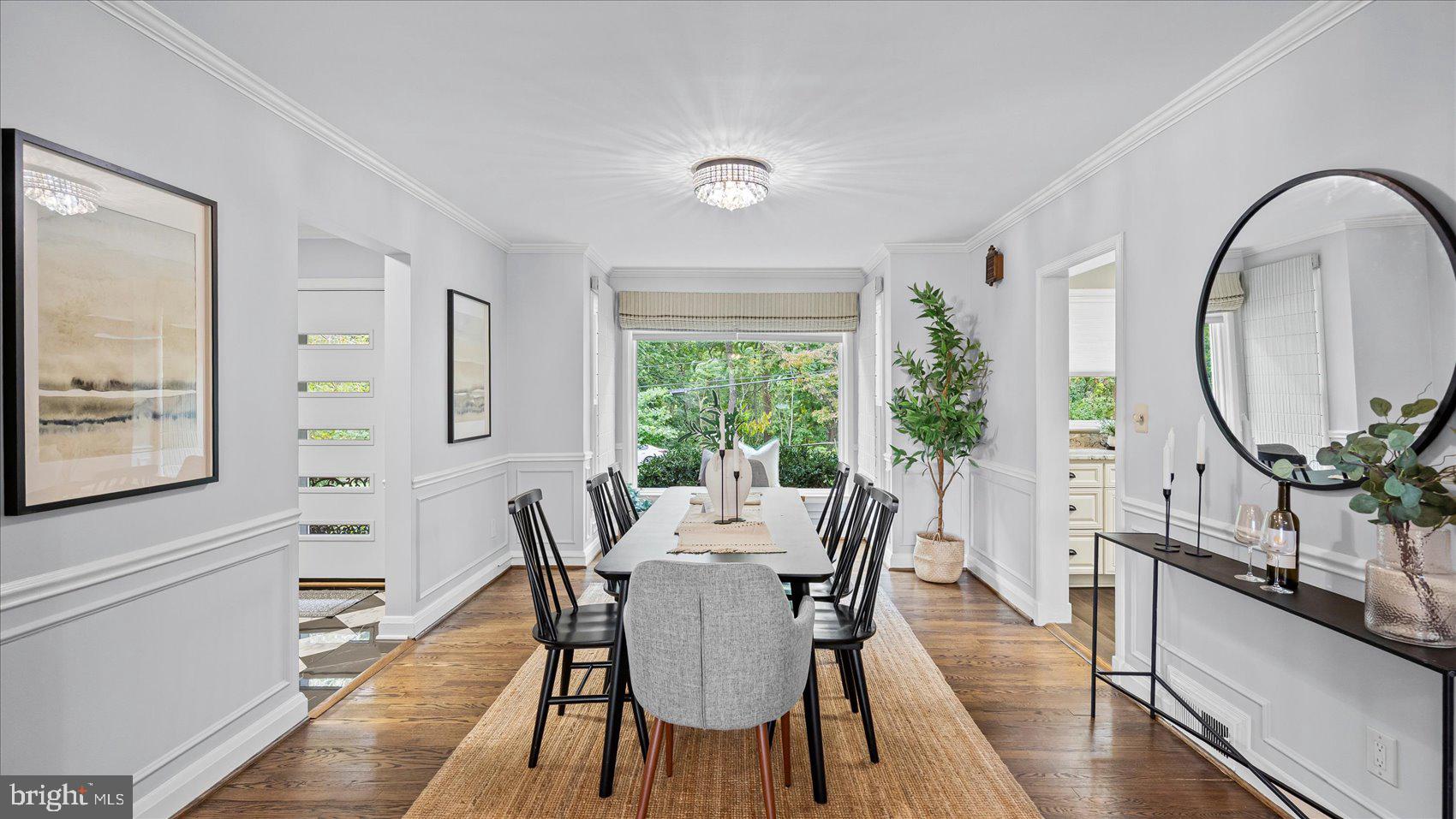 HAMPTON VILLAGE - Residential