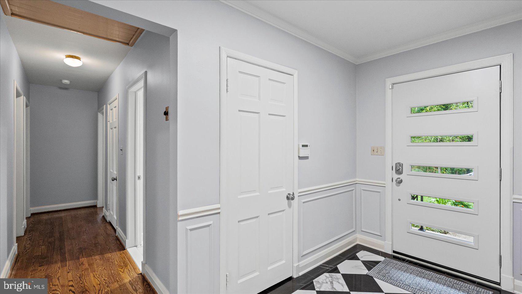 HAMPTON VILLAGE - Residential