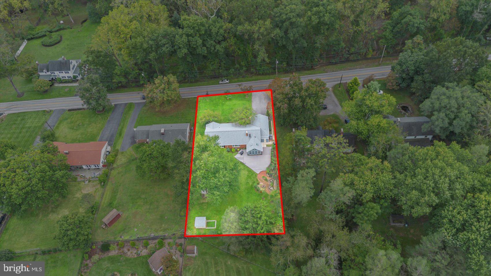 HAMPTON VILLAGE - Residential