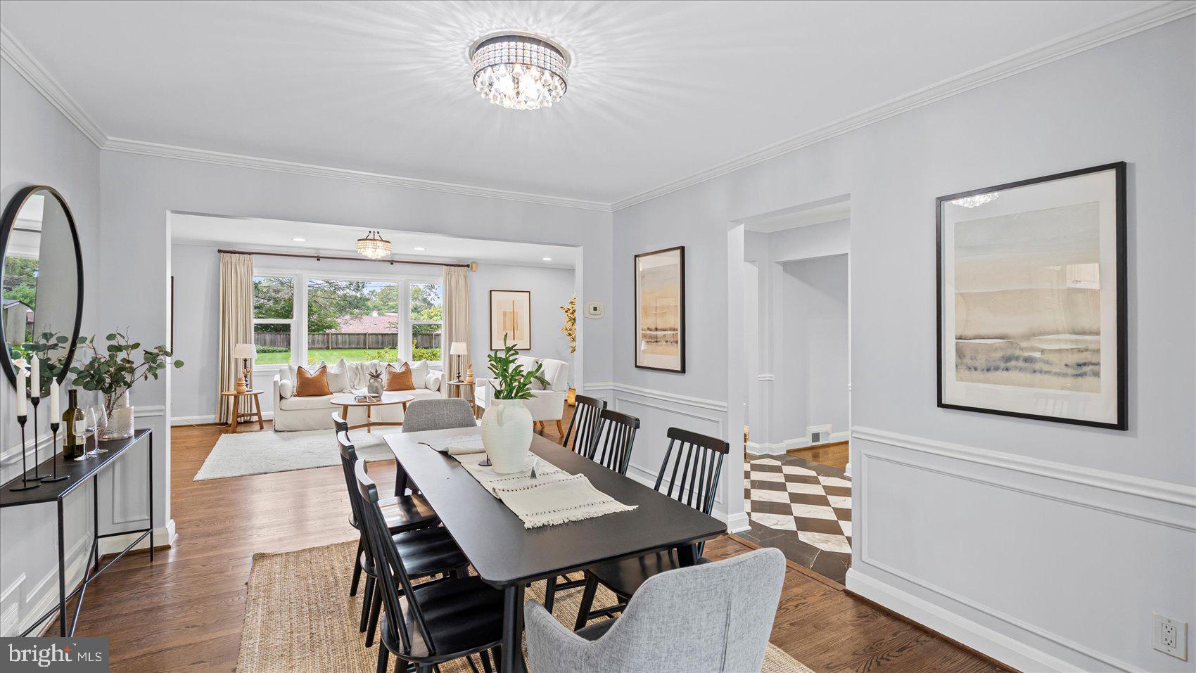 HAMPTON VILLAGE - Residential