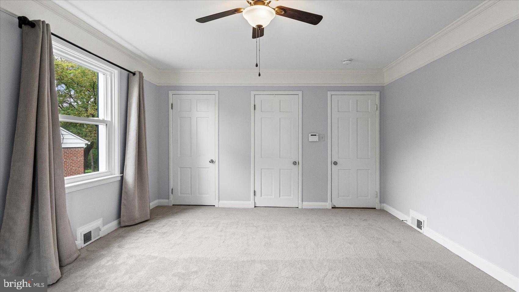 HAMPTON VILLAGE - Residential