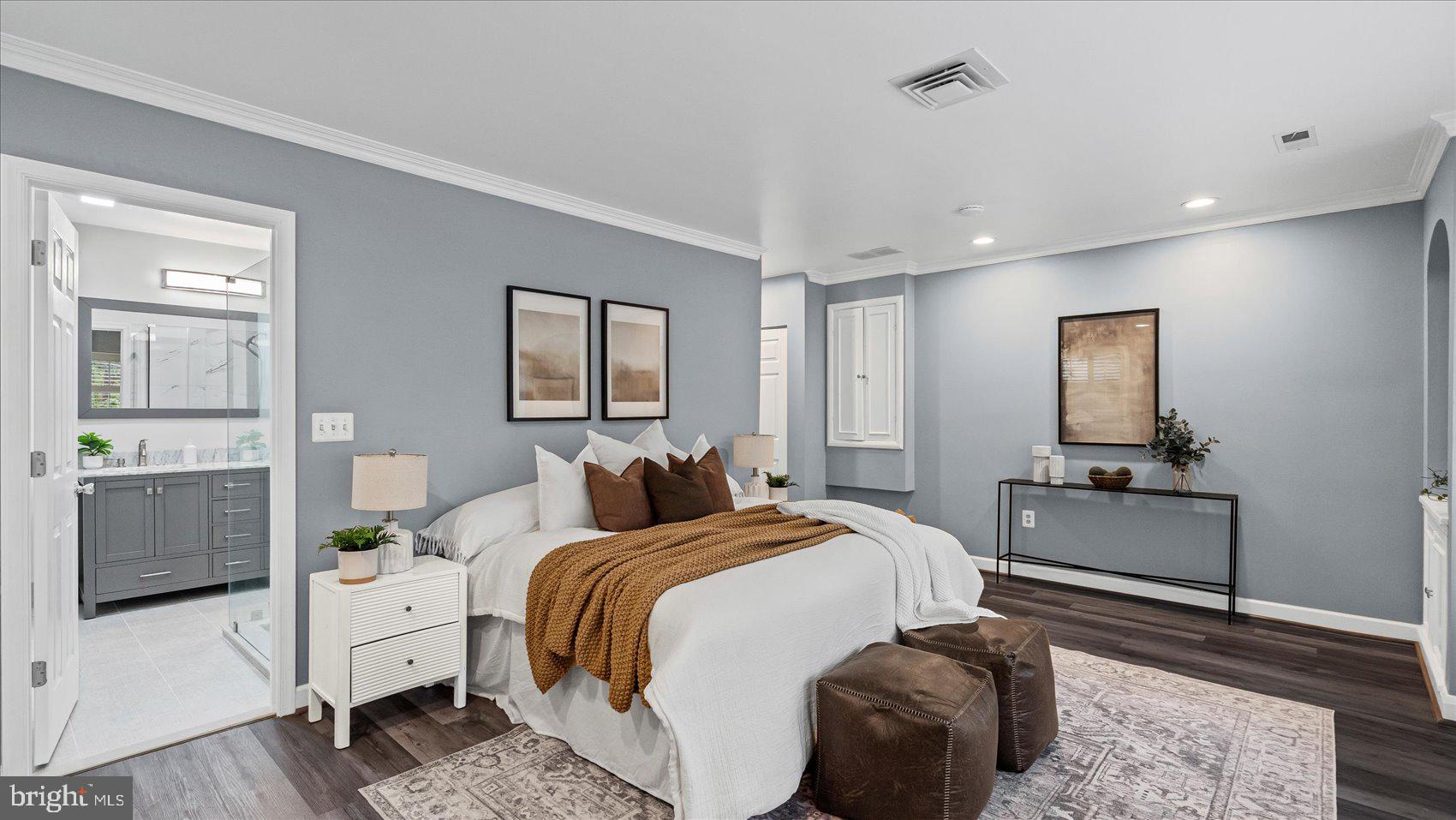 HAMPTON VILLAGE - Residential