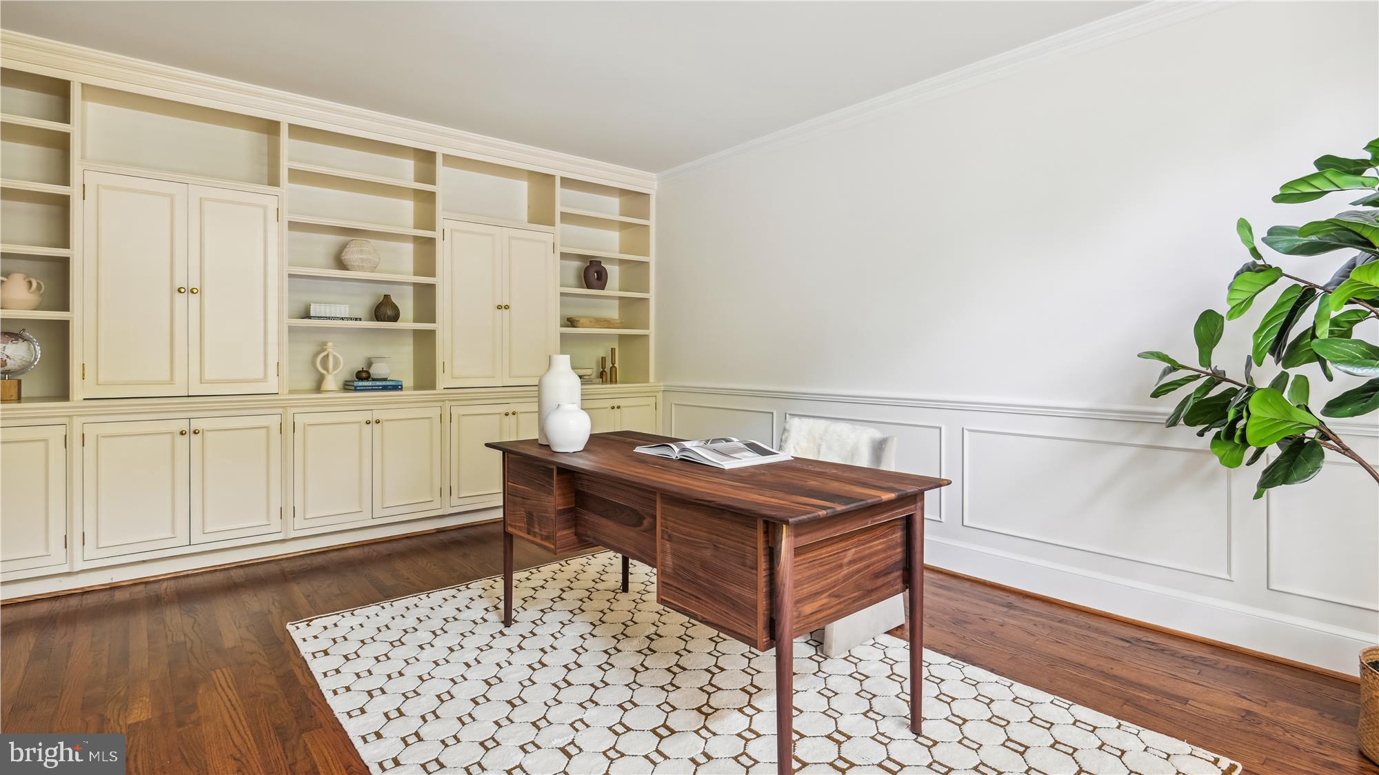 CHAIN BRIDGE FOREST - Residential