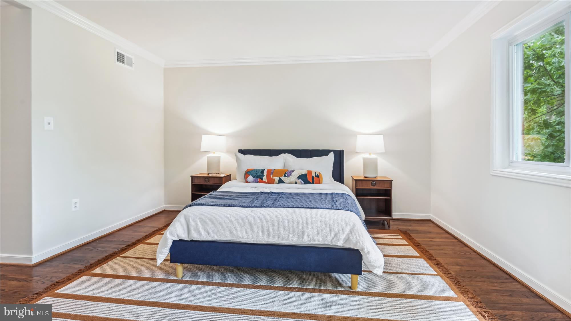 CHAIN BRIDGE FOREST - Residential