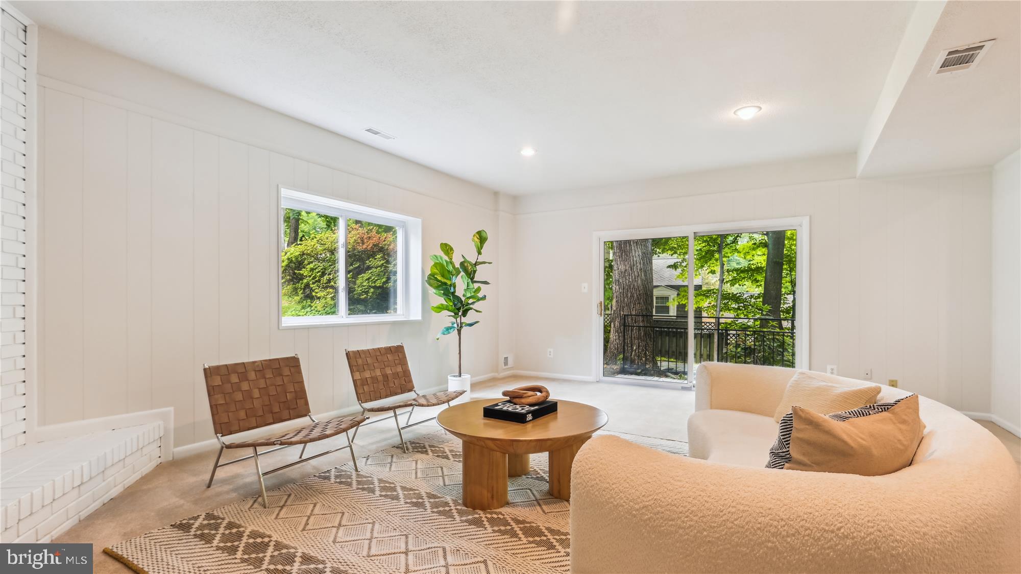 CHAIN BRIDGE FOREST - Residential