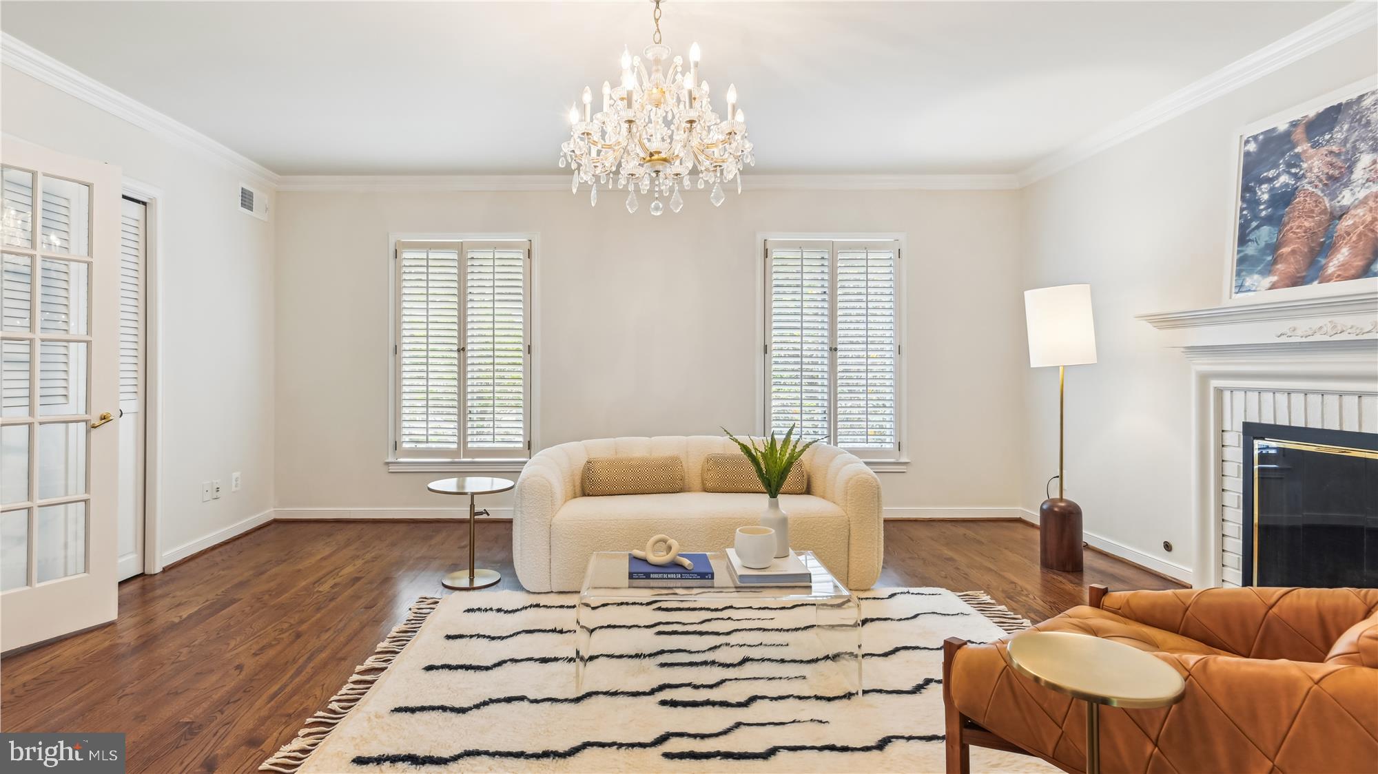 CHAIN BRIDGE FOREST - Residential