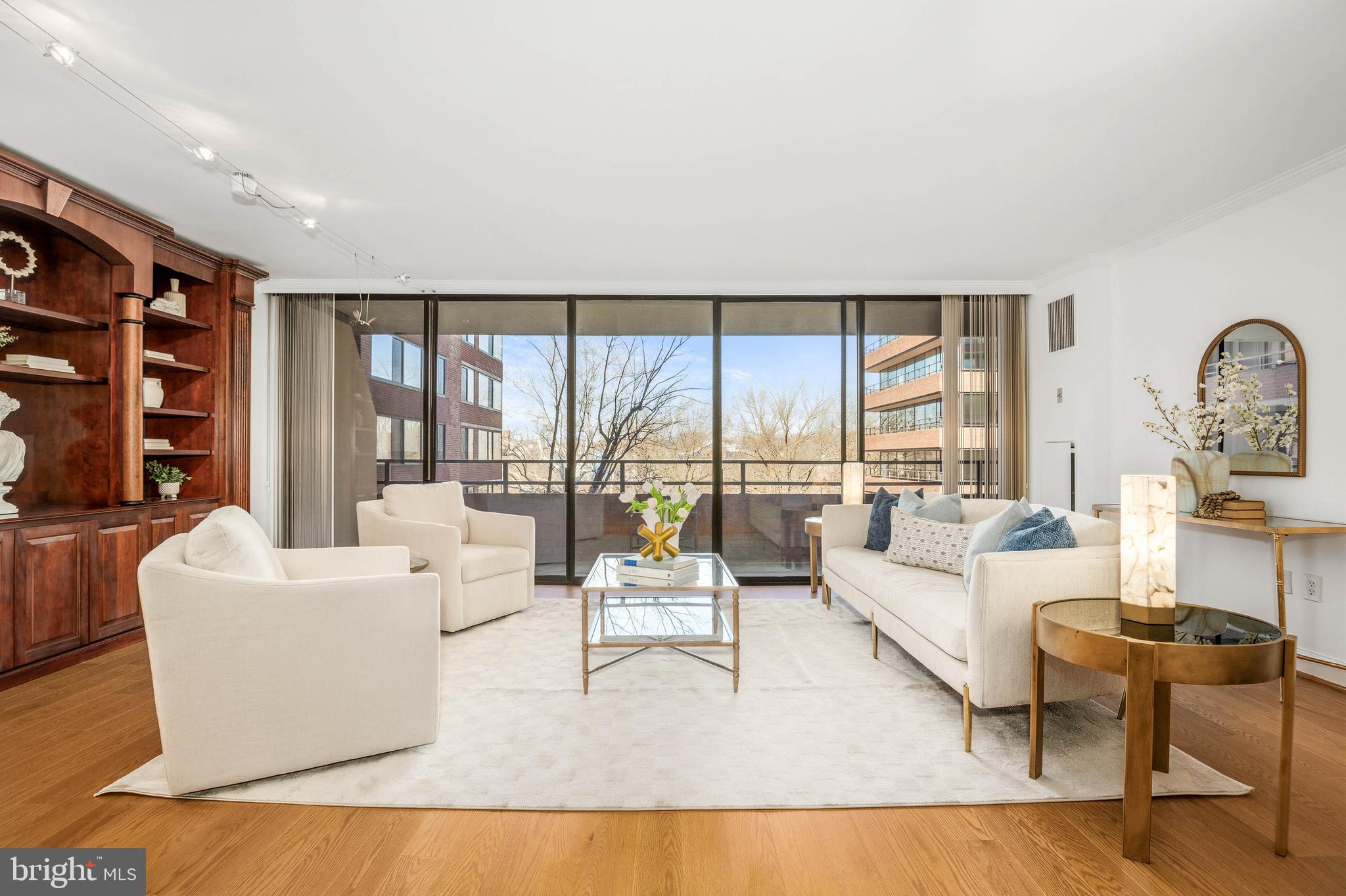 2555 PENNSYLVANIA AVENUE NW 409