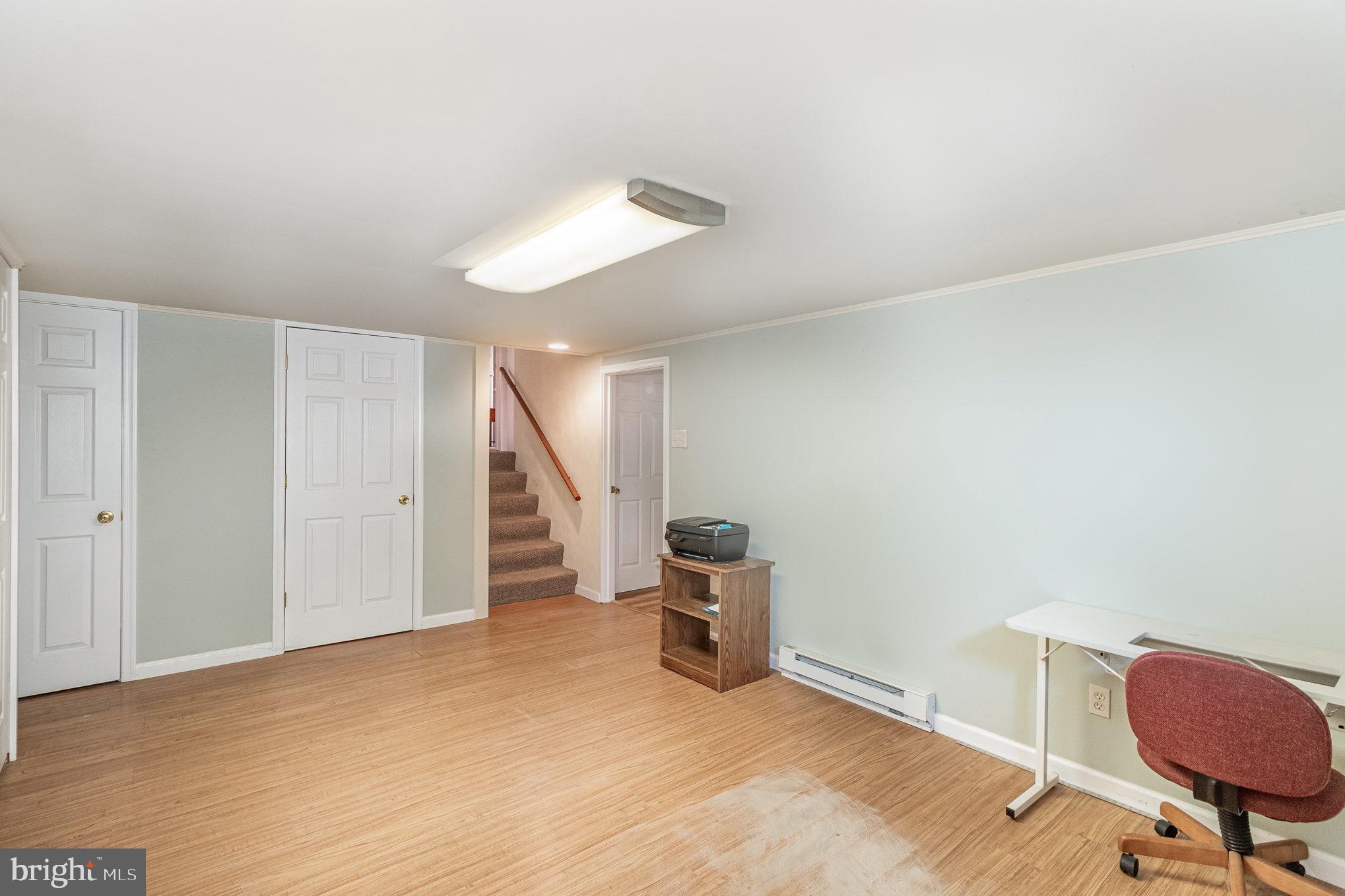 SHIREMAN MANOR - Residential