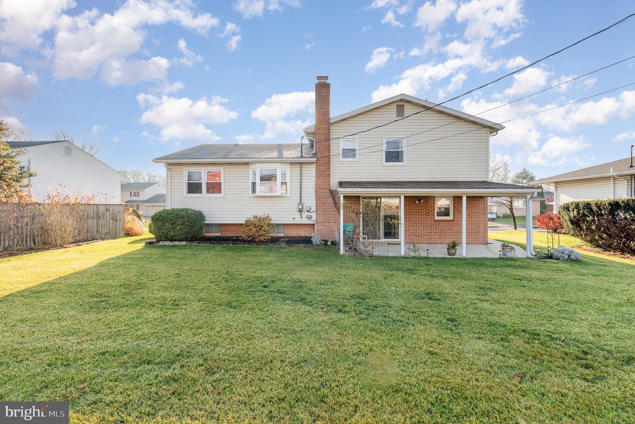 SHIREMAN MANOR - Residential