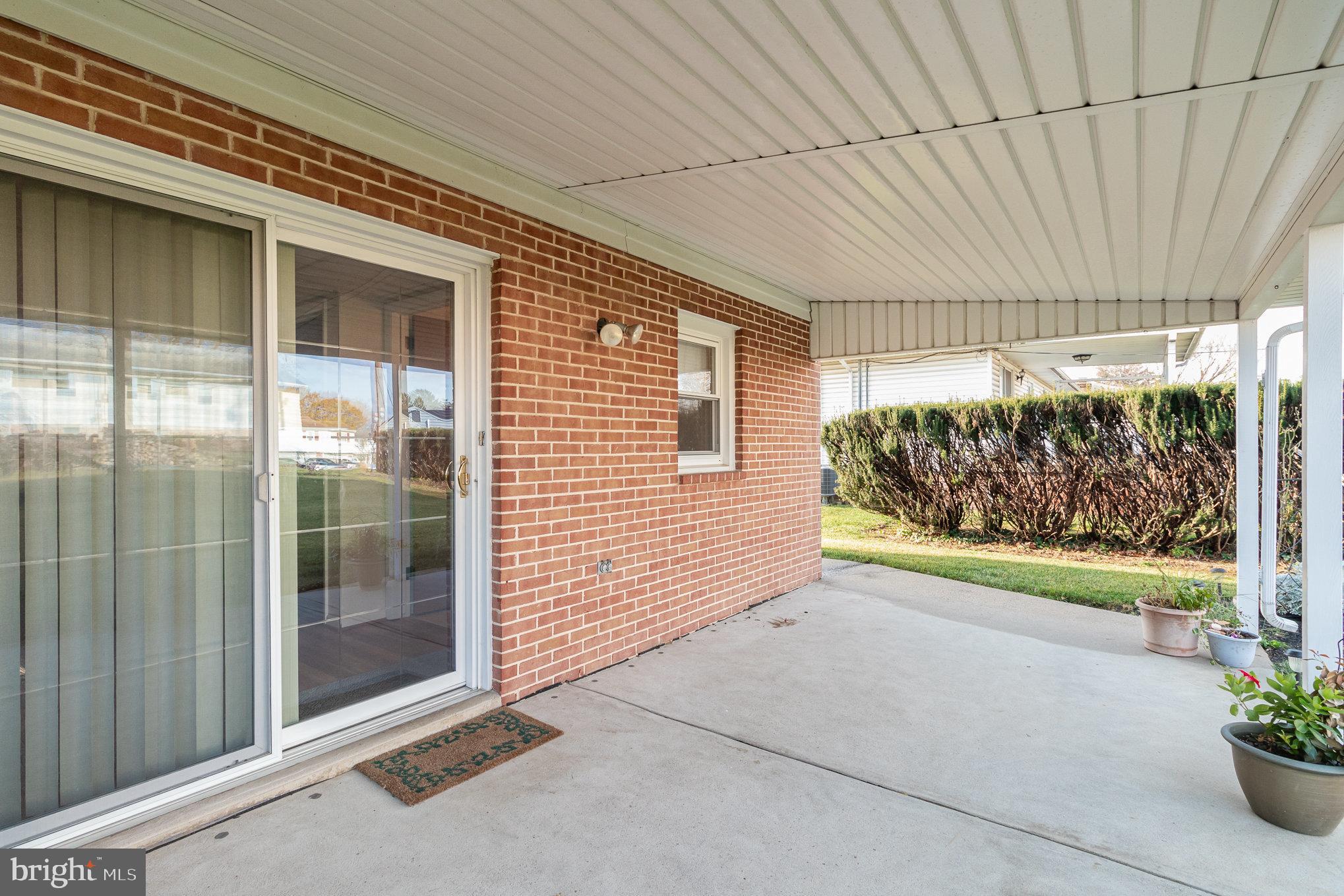 SHIREMAN MANOR - Residential