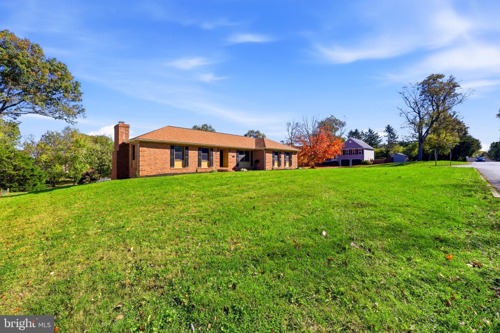 Photo of 19 Fenway Drive, CHARLES TOWN, WV 25414 (MLS # WVJF2026992)