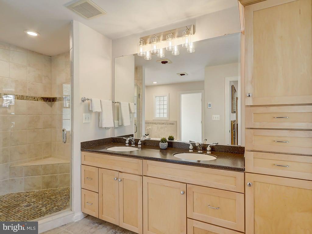 SPRINGVALE - Residential