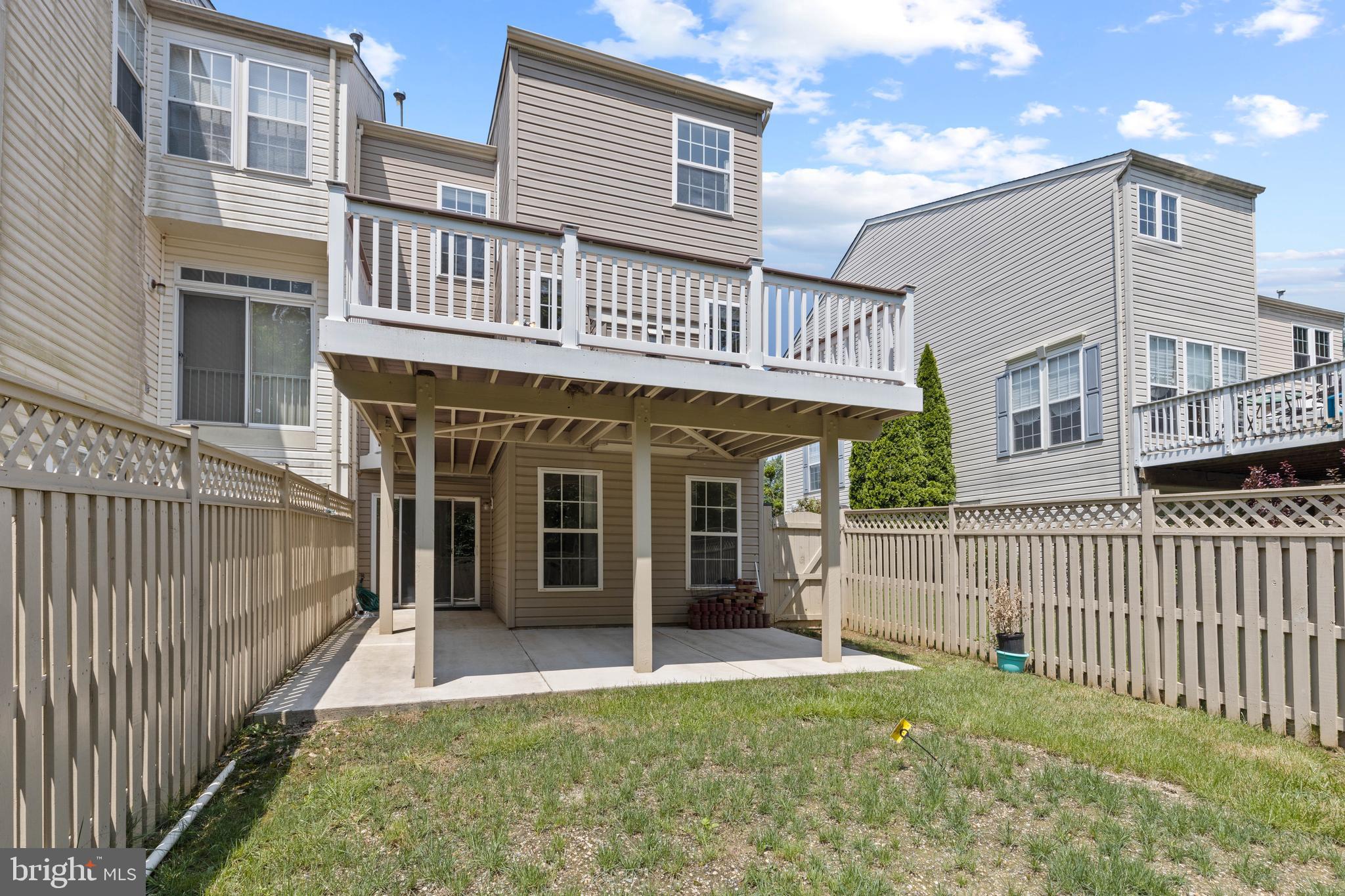 CONSTANT FRIENDSHIP - Residential Lease