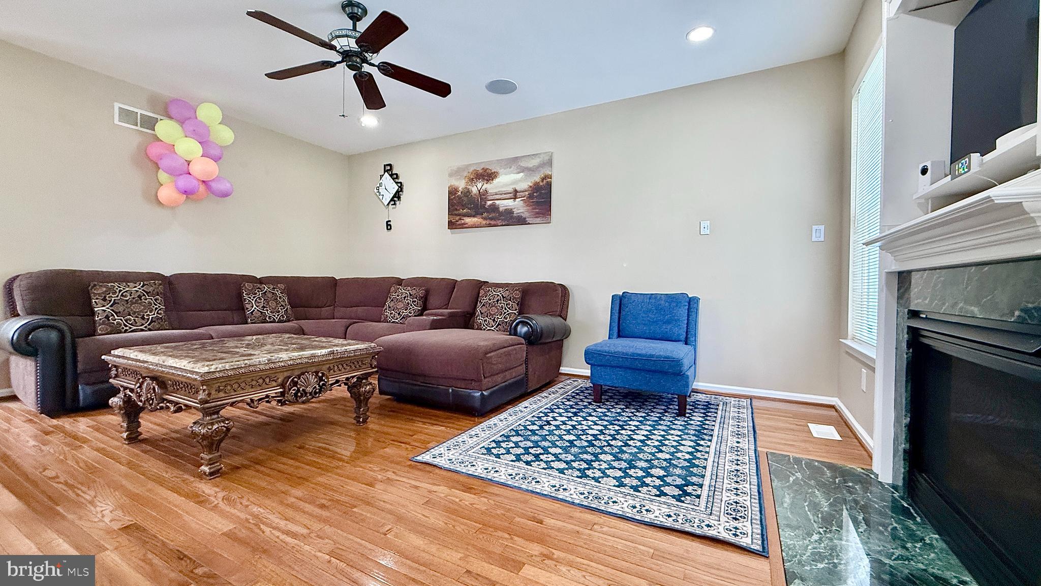 201 W HAMILTON STREET