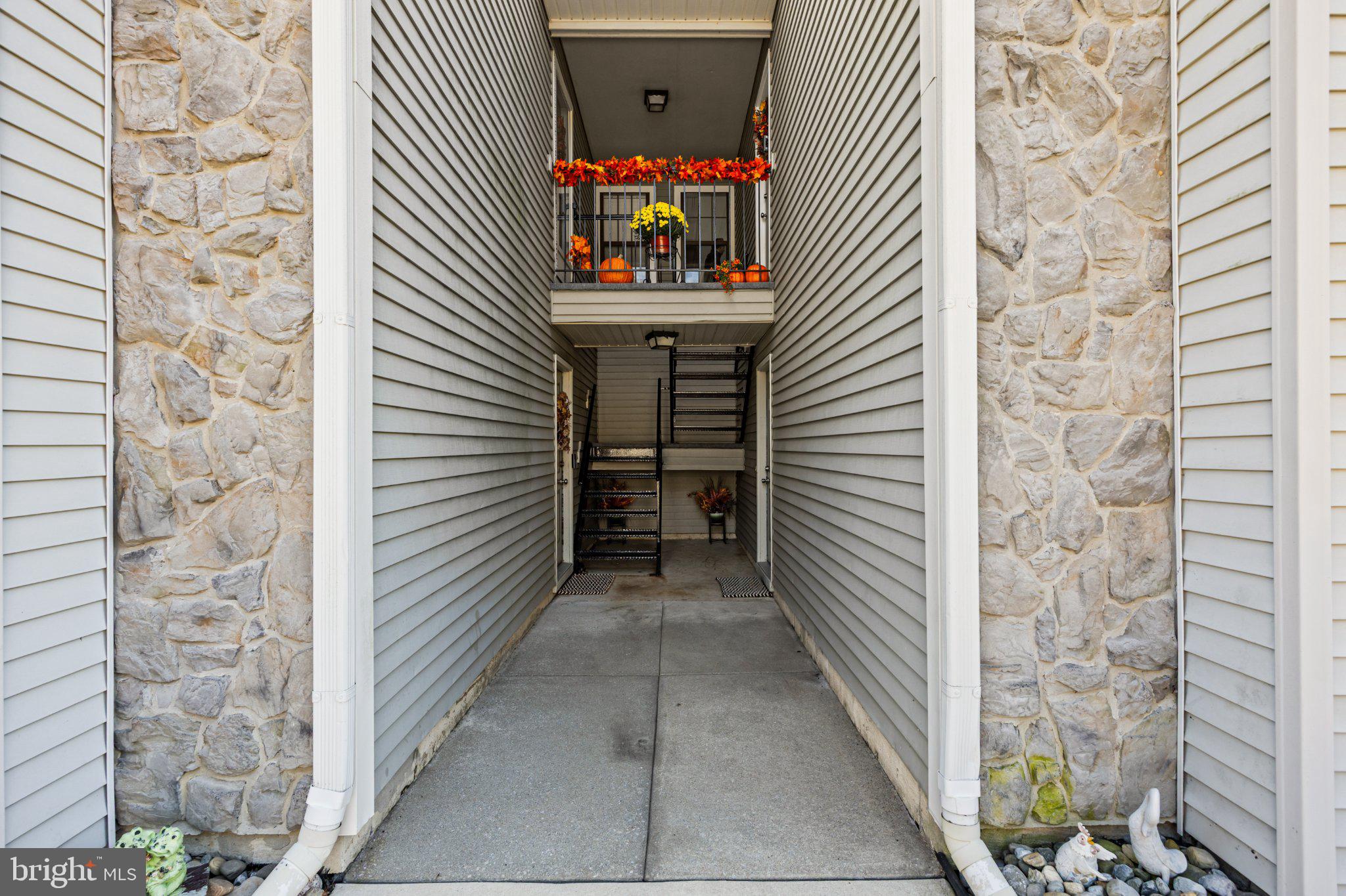 83 BRIDGEWATER DRIVE