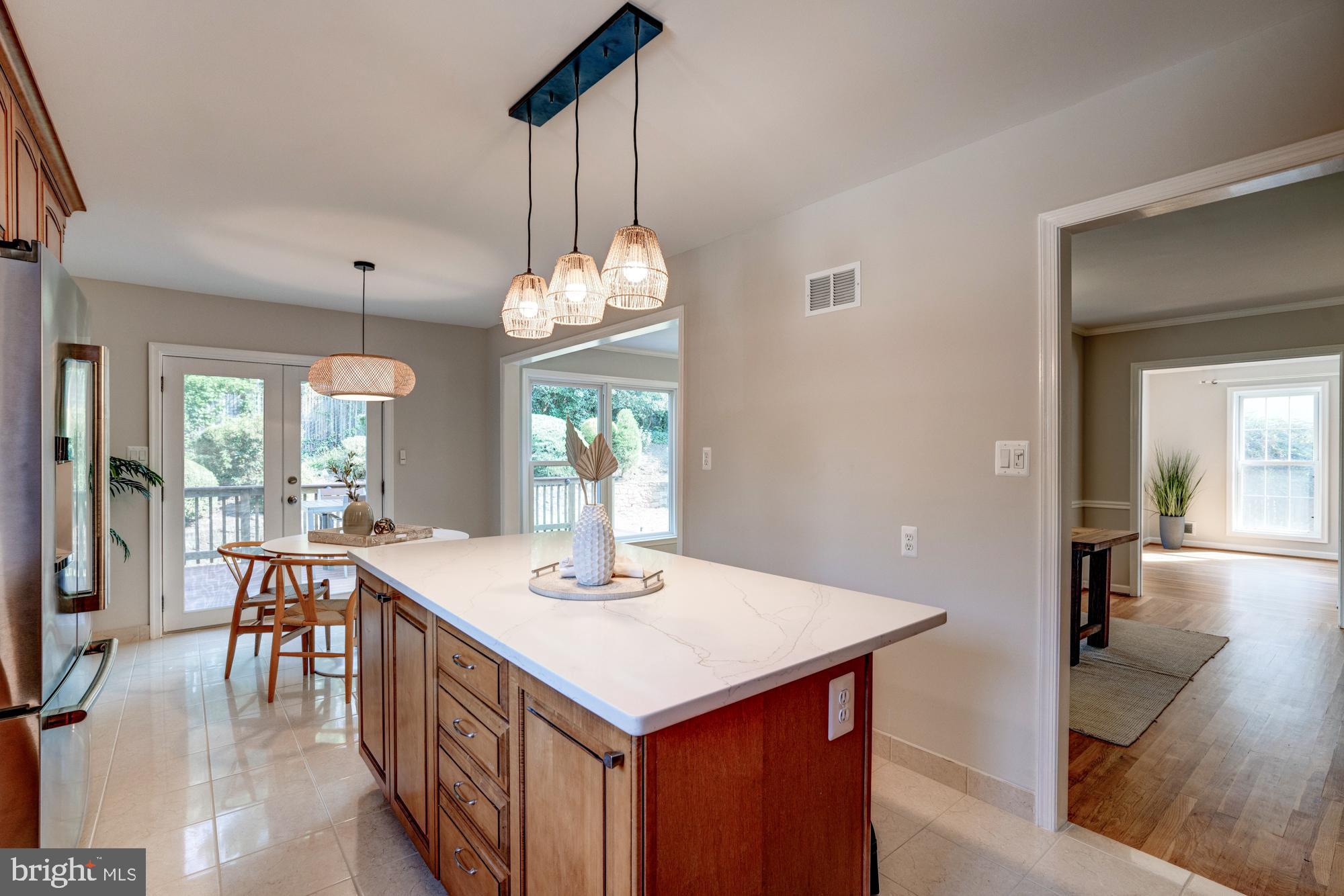 ALTA VISTA - Residential