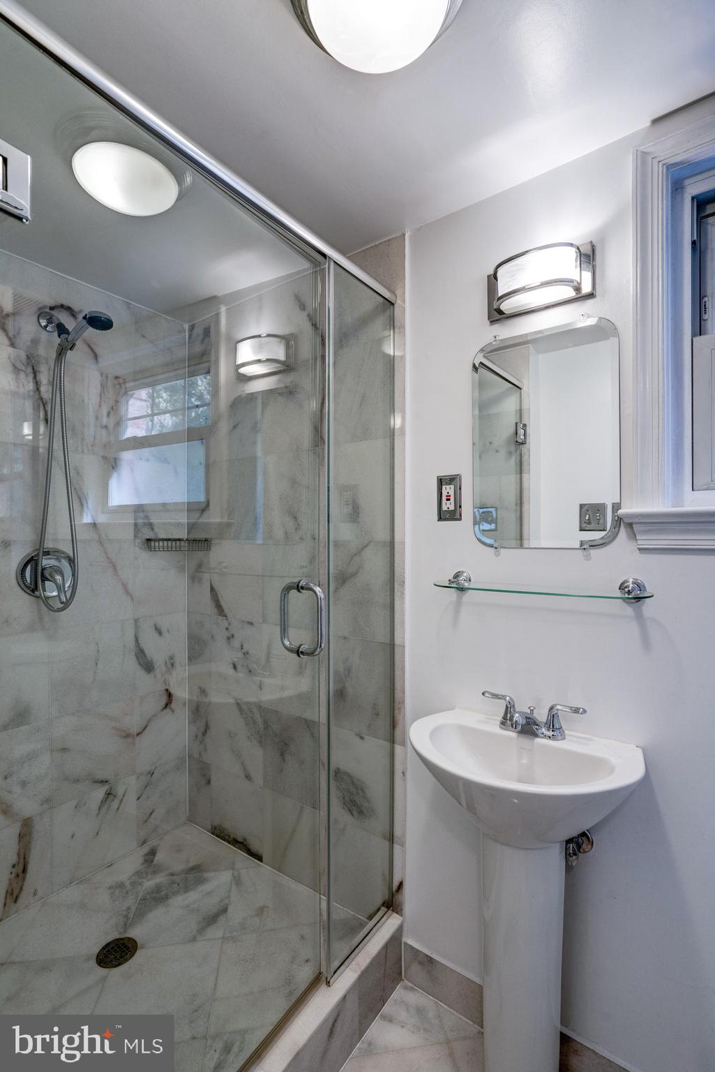 ALTA VISTA - Residential