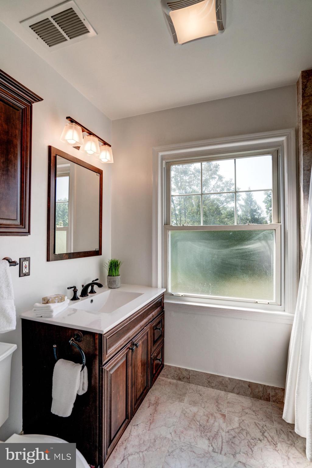 ALTA VISTA - Residential