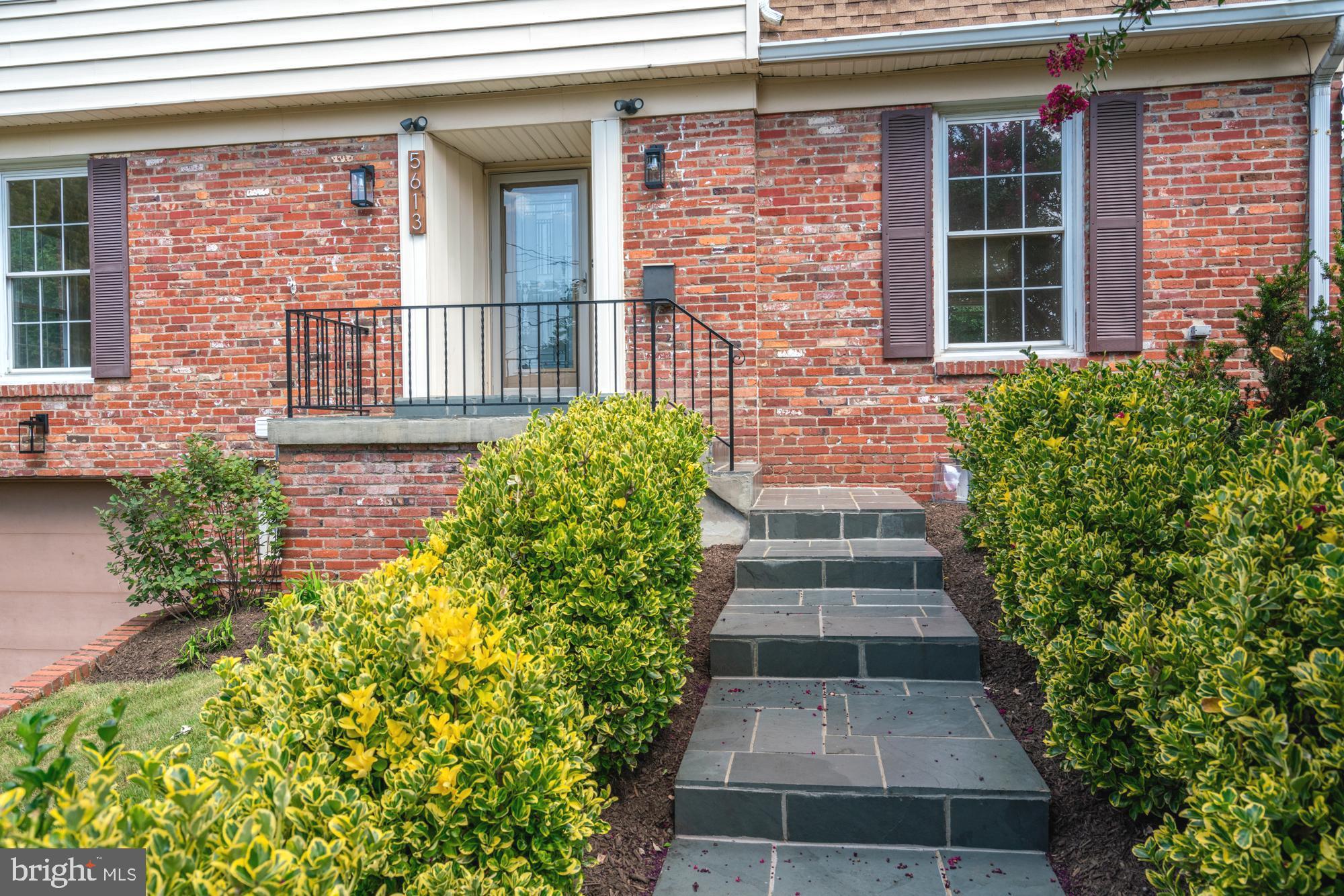 ALTA VISTA - Residential