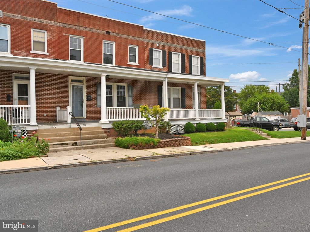 Photo of 611 Park Avenue, LANCASTER, PA 17602 (MLS # PALA2072808)