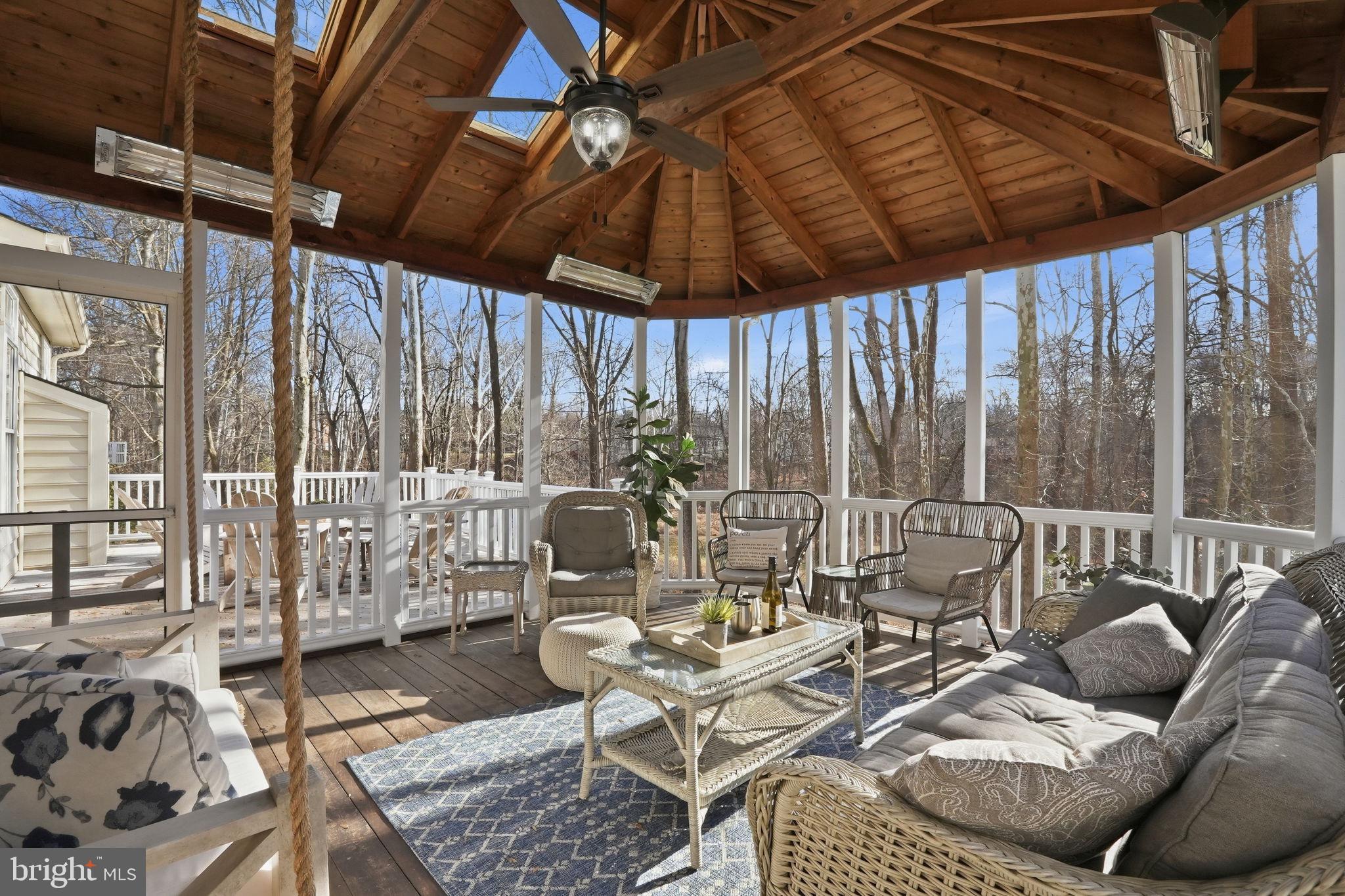 LAKELANDS - Residential