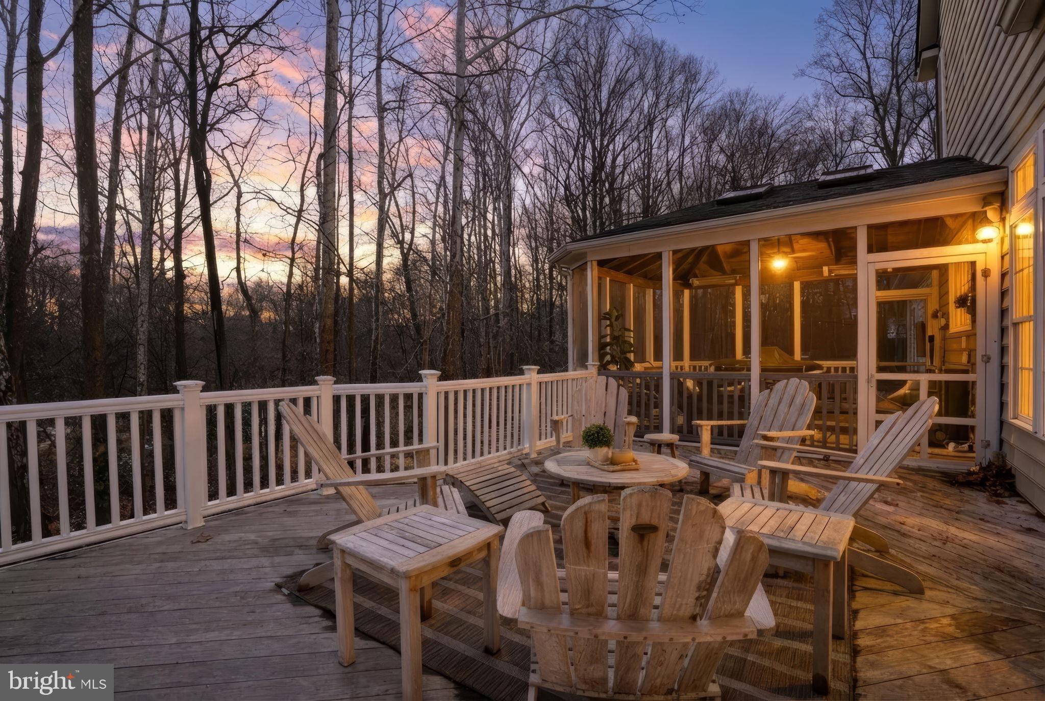 LAKELANDS - Residential