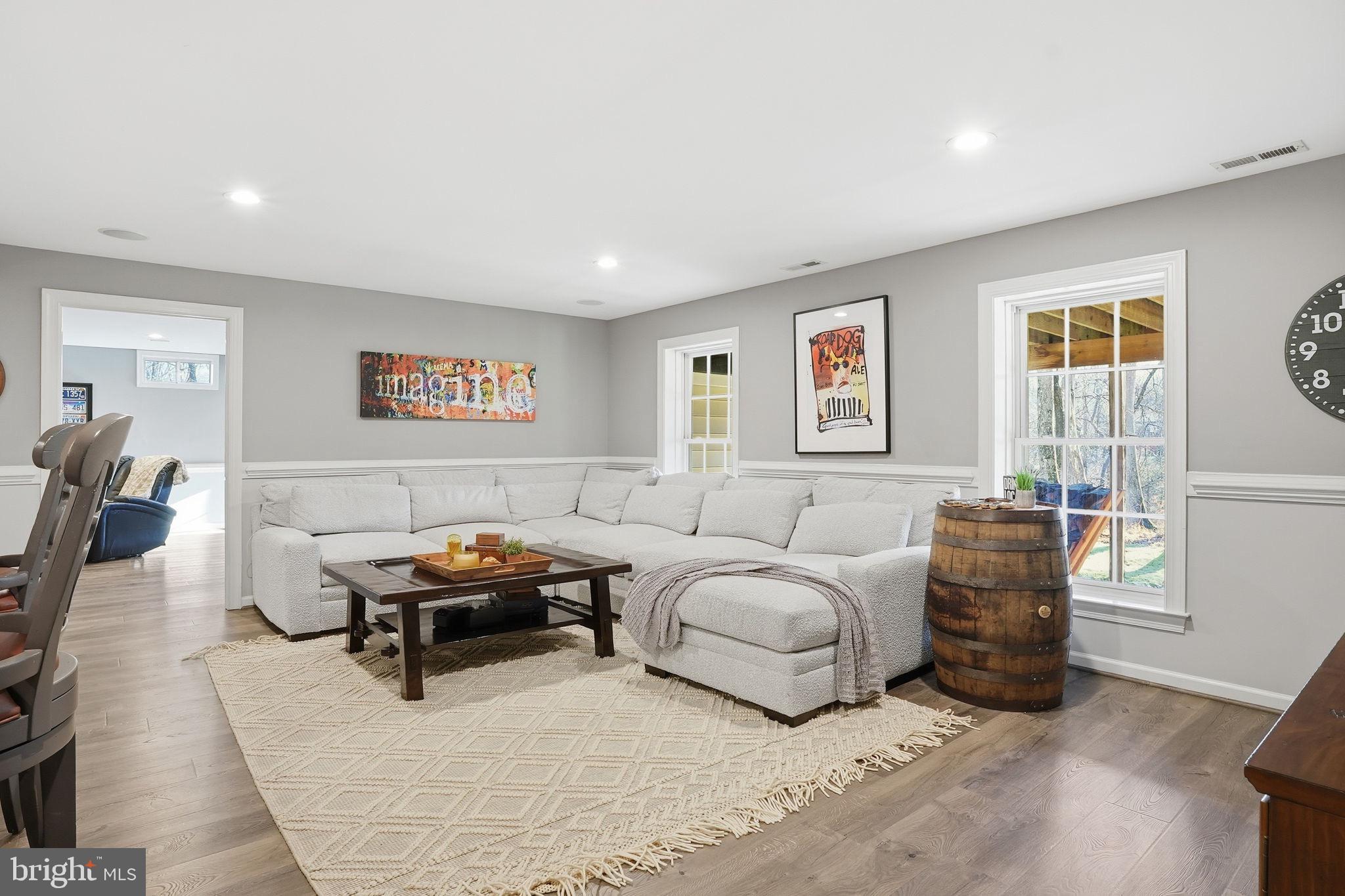 LAKELANDS - Residential