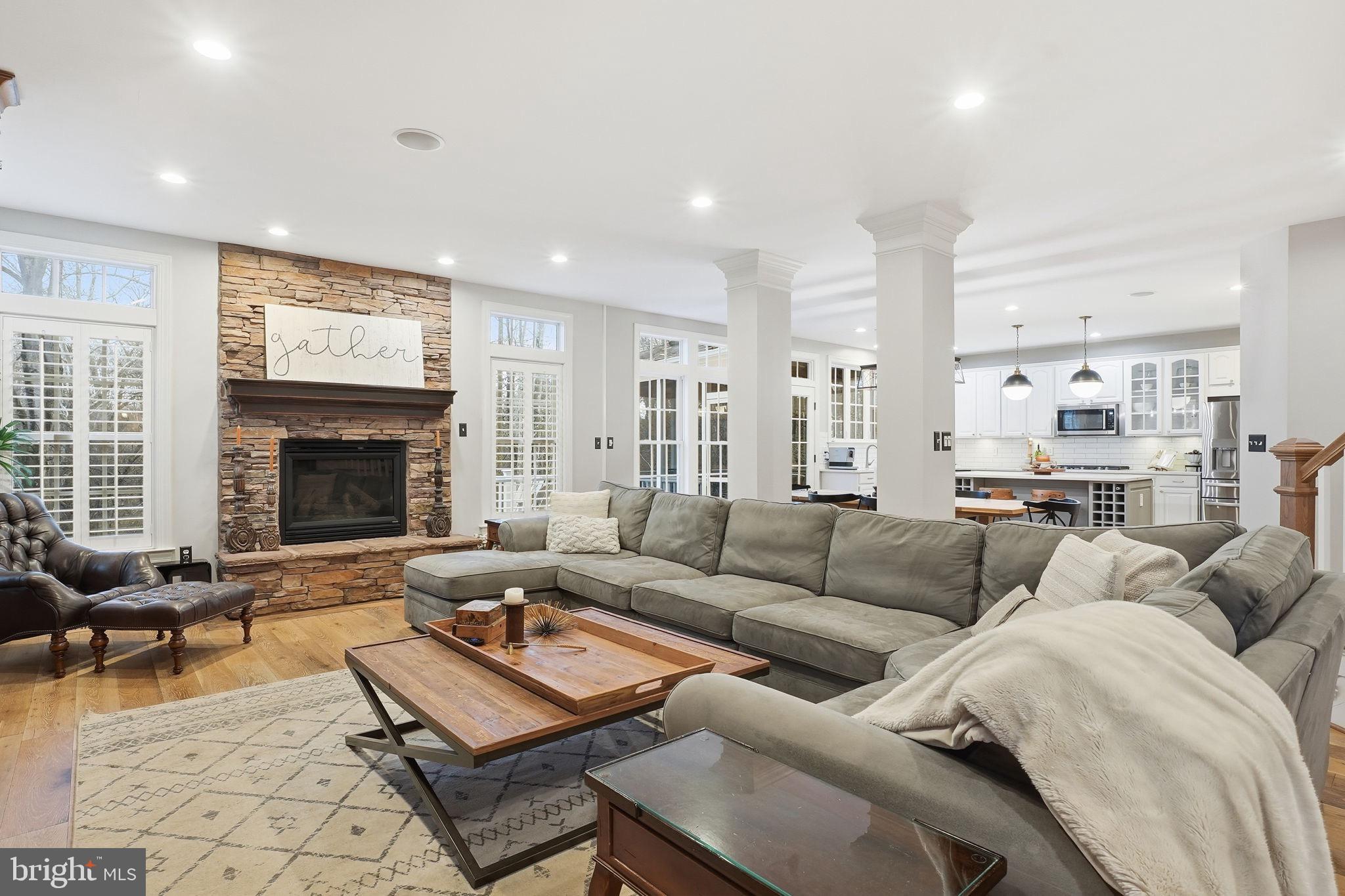 LAKELANDS - Residential