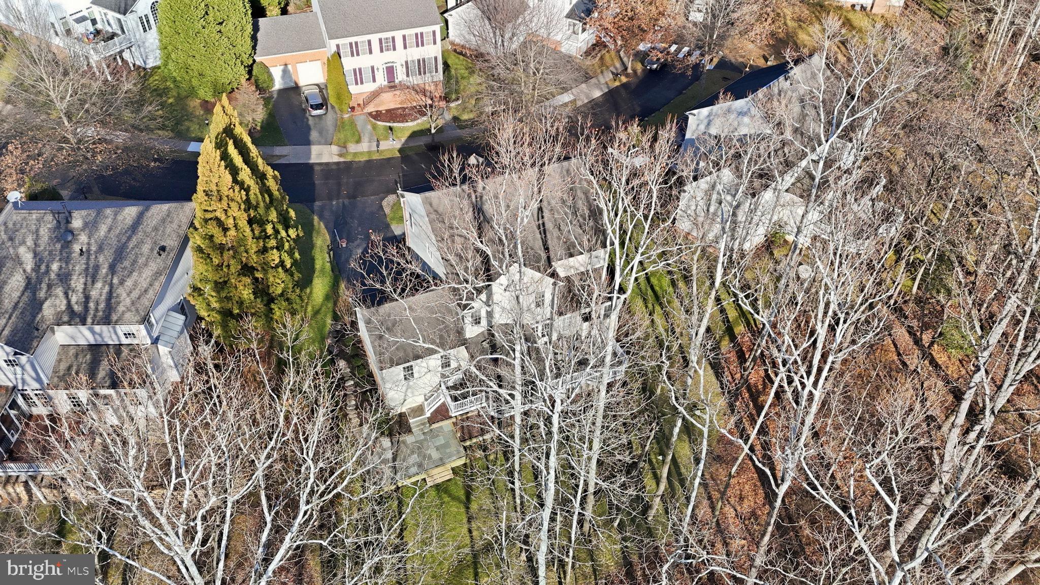 LAKELANDS - Residential