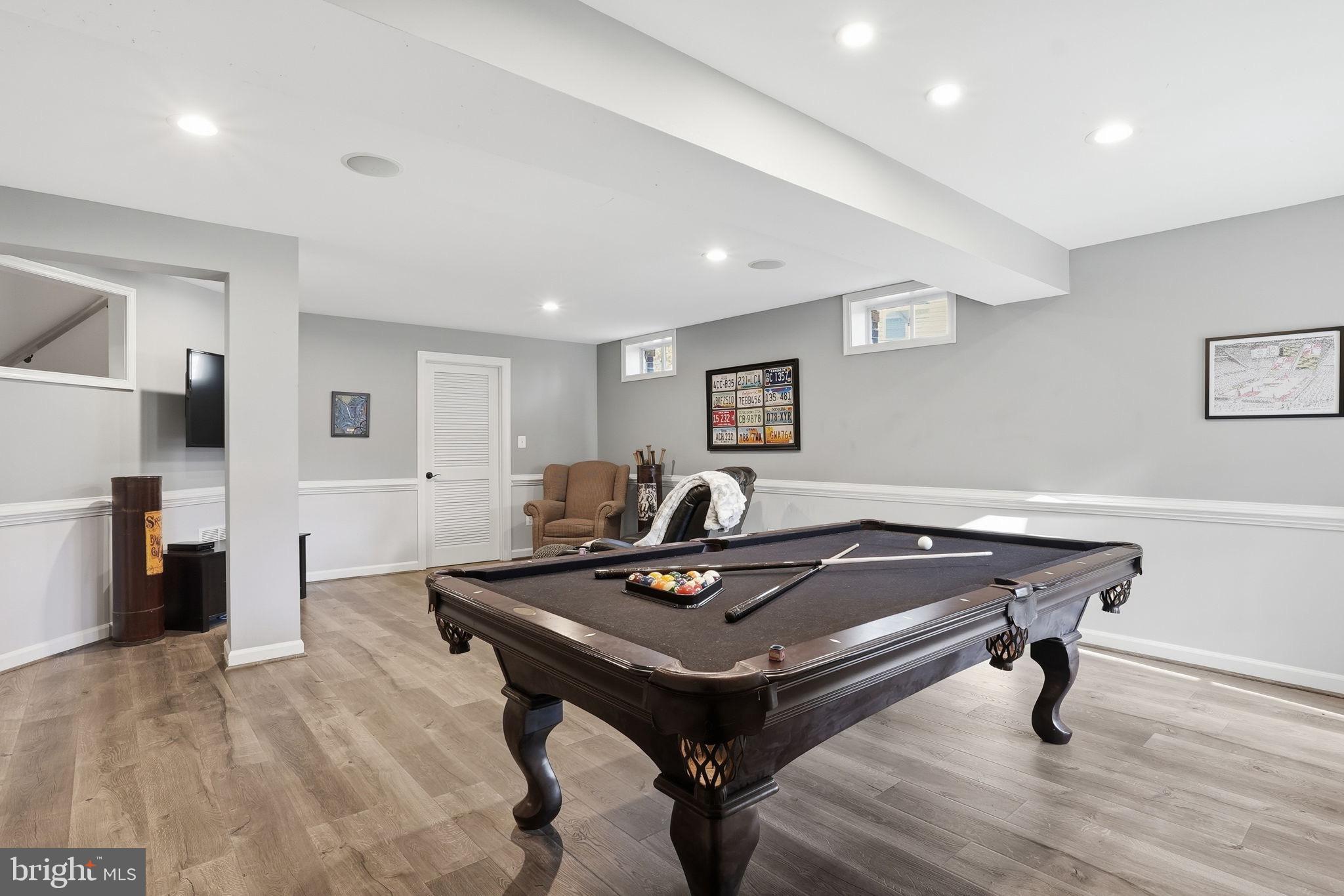 LAKELANDS - Residential