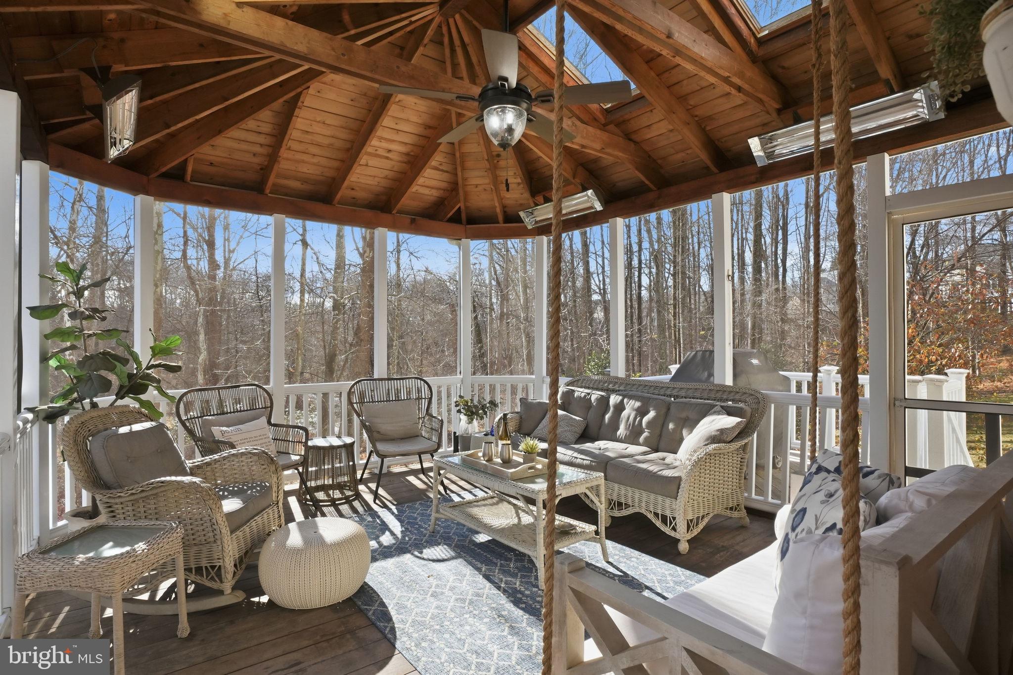 LAKELANDS - Residential