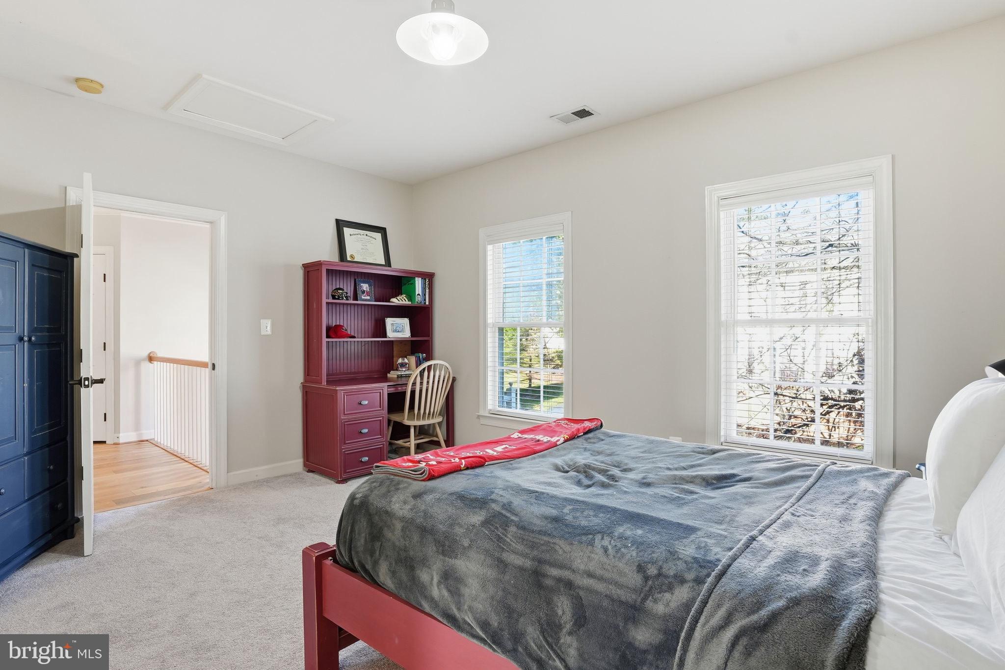 LAKELANDS - Residential