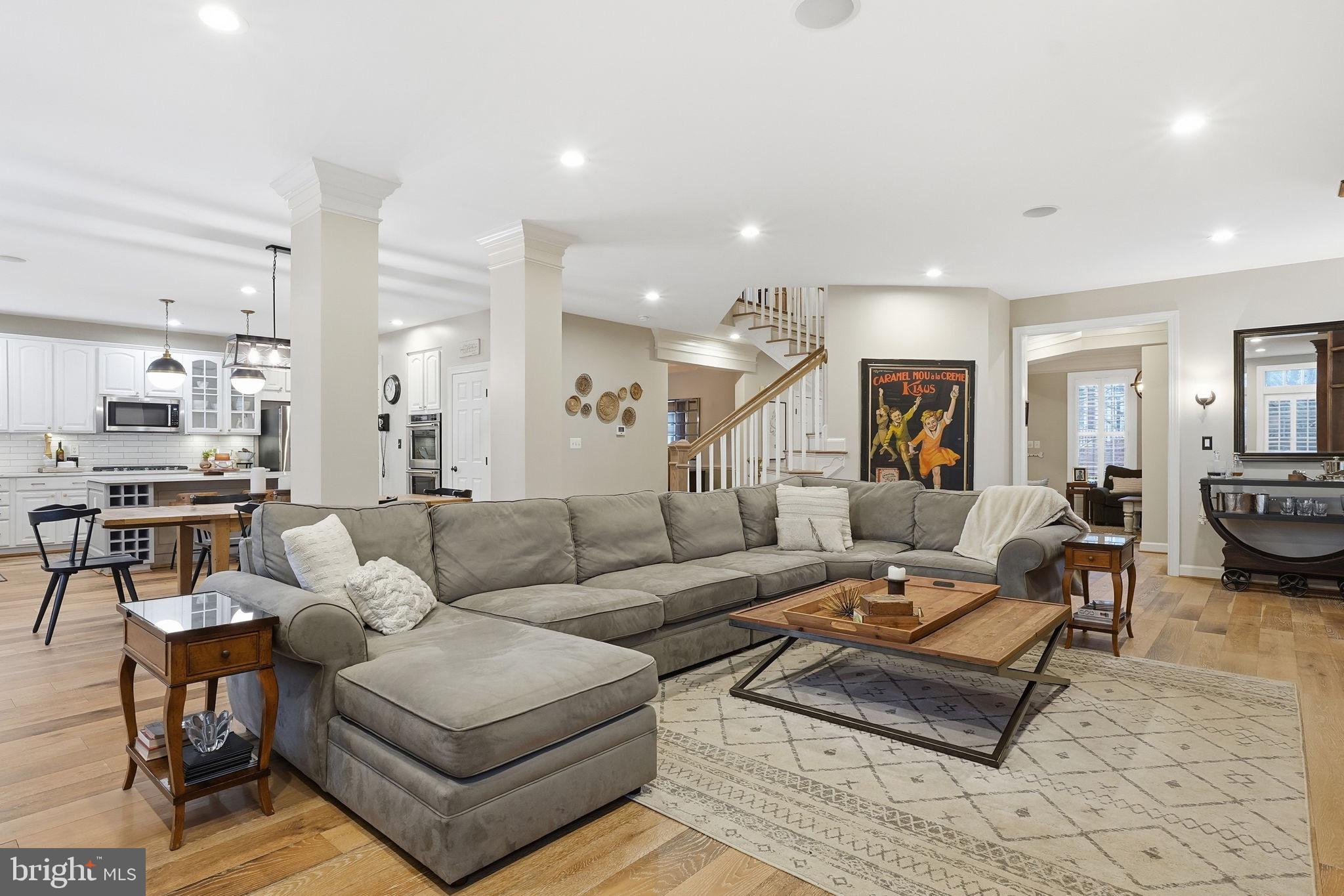 LAKELANDS - Residential