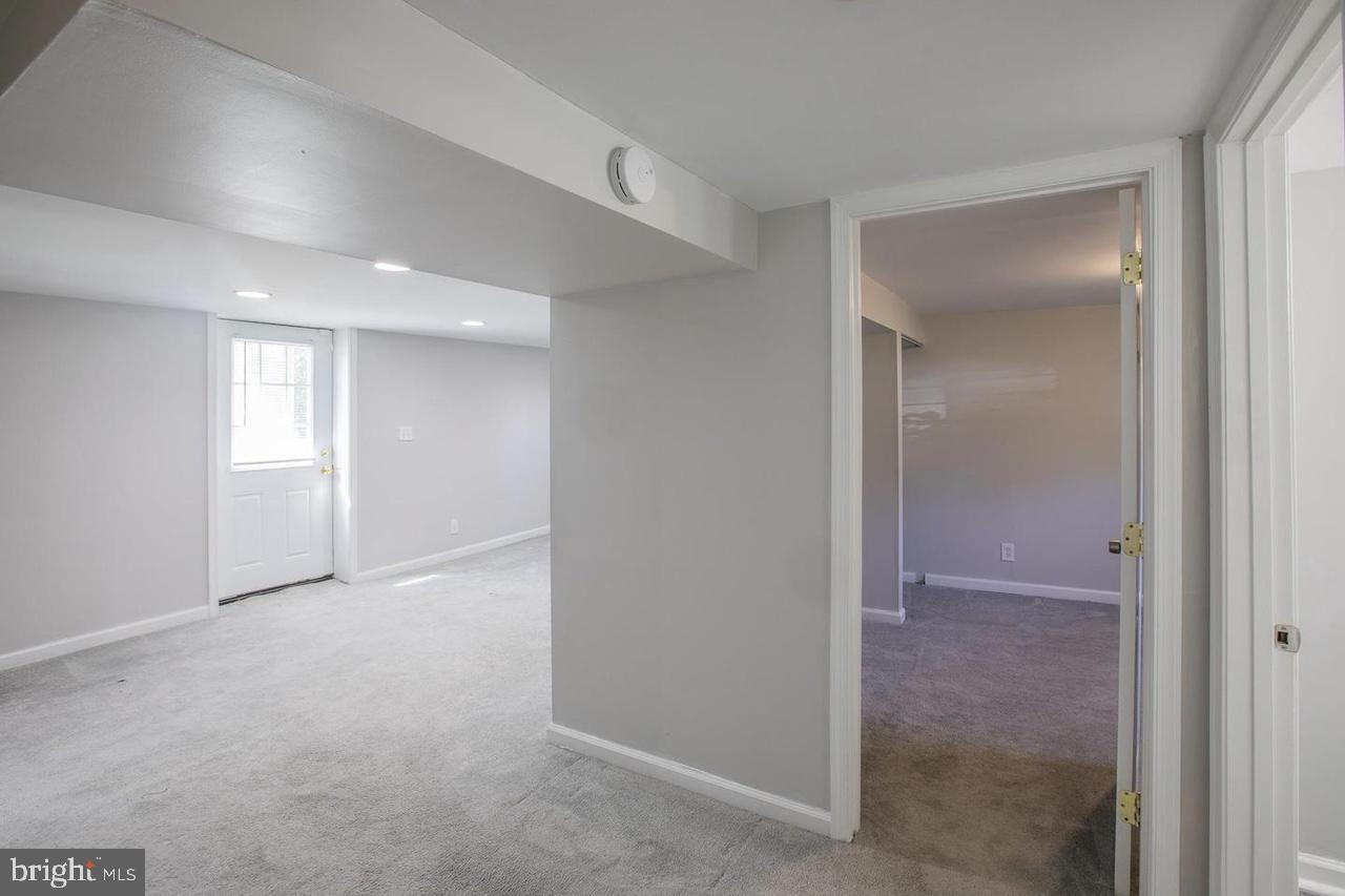 DISTRICT HEIGHTS - Residential Lease