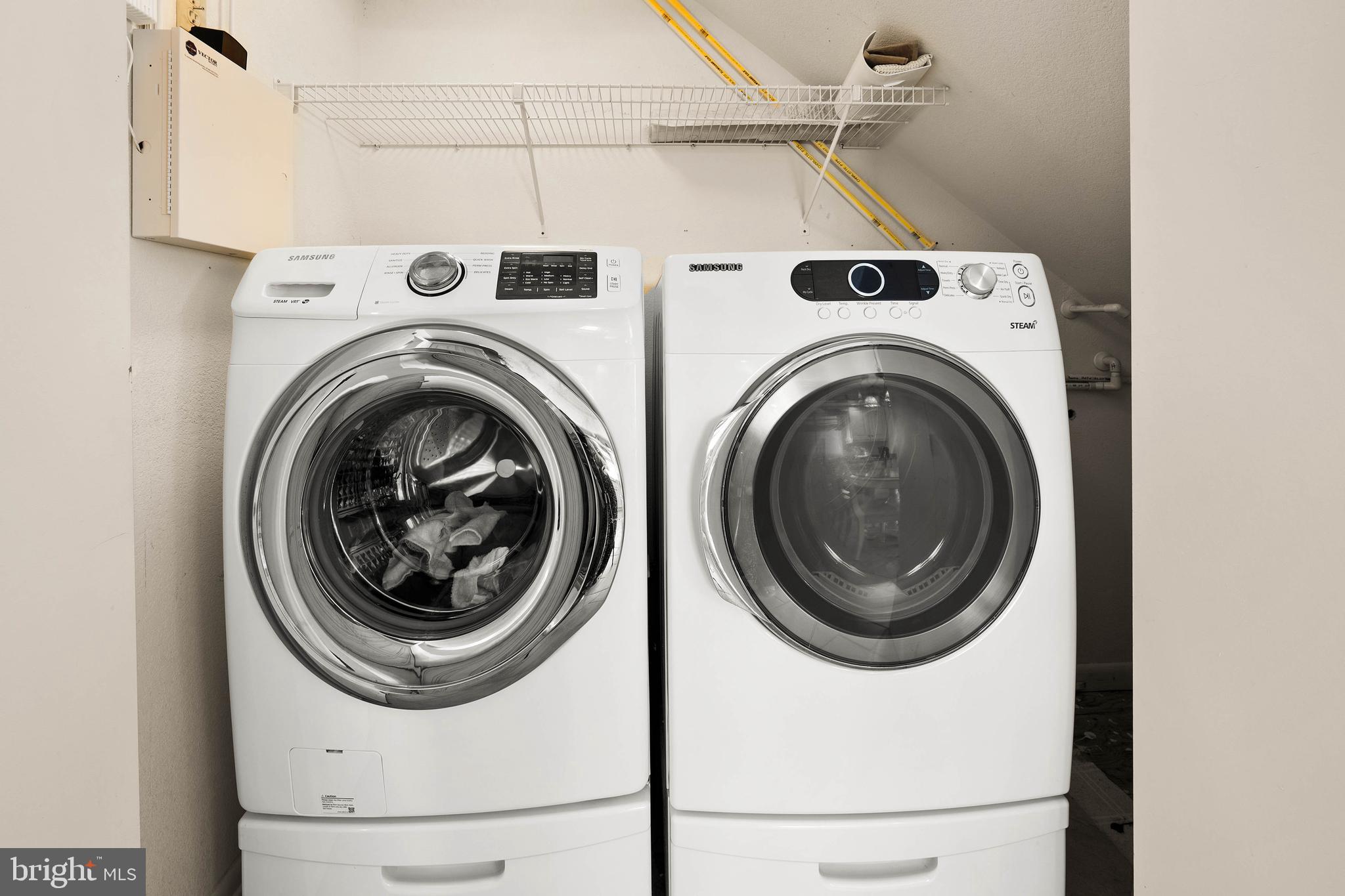 BAYBERRY ESTATES - Residential