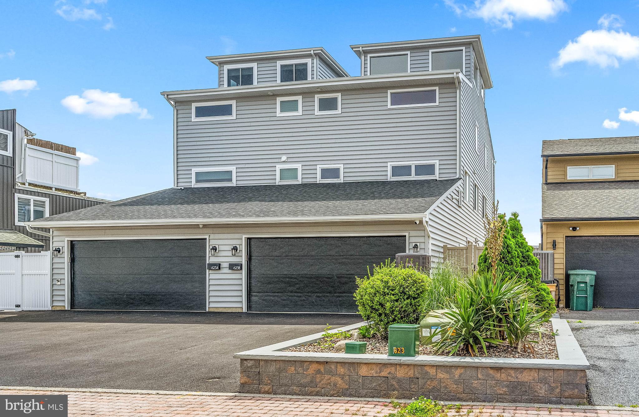 BAYBERRY ESTATES - Residential