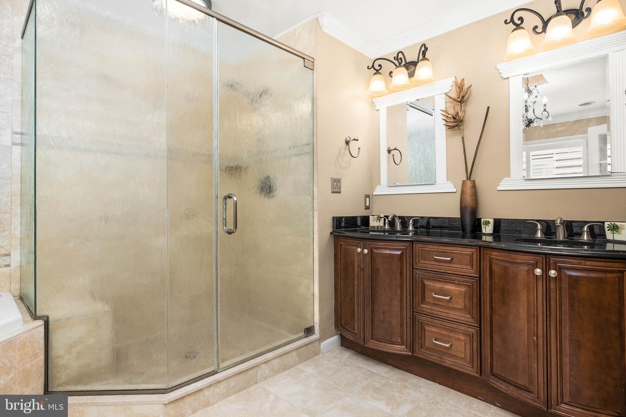 BAYBERRY ESTATES - Residential