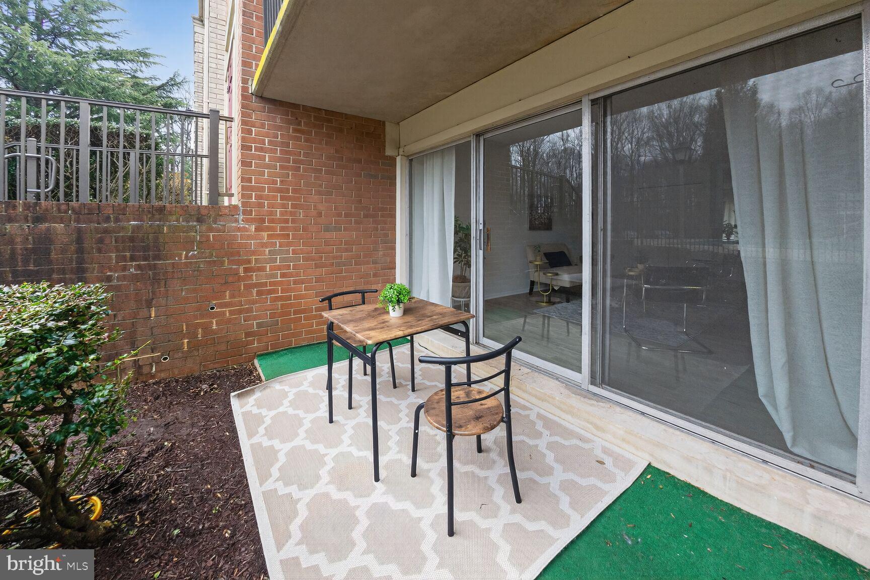 PLYMOUTH GARDENS - Residential