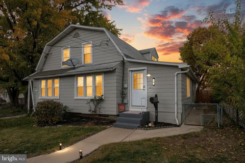 Townhouse For Sale - 18 Beck Mill Road<br/> HANOVER, PA 17331