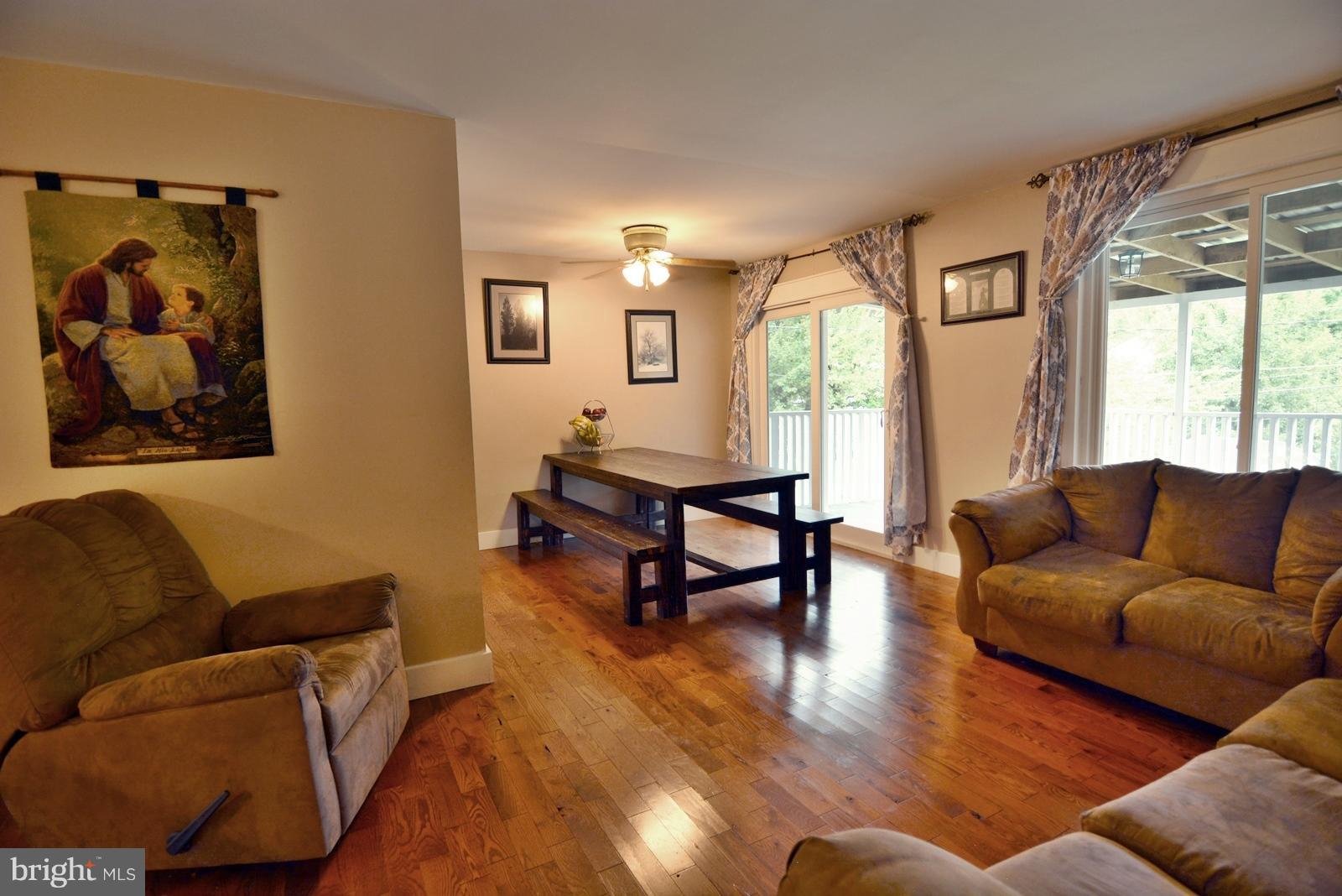 MUNSON HEIGHTS - Residential