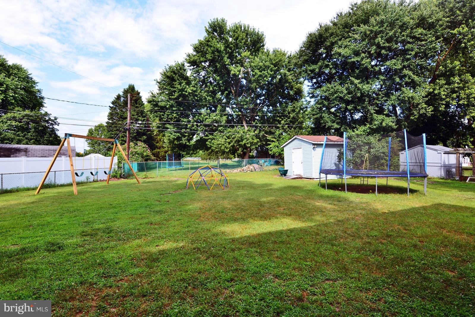 MUNSON HEIGHTS - Residential