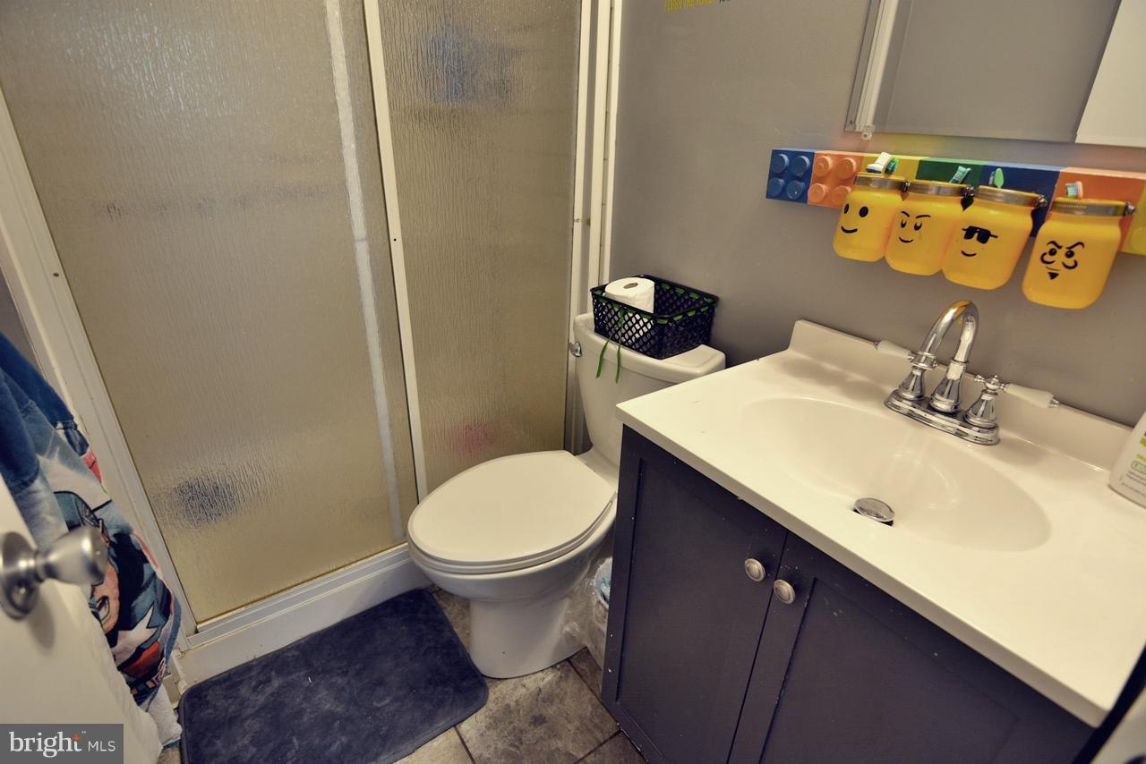 MUNSON HEIGHTS - Residential