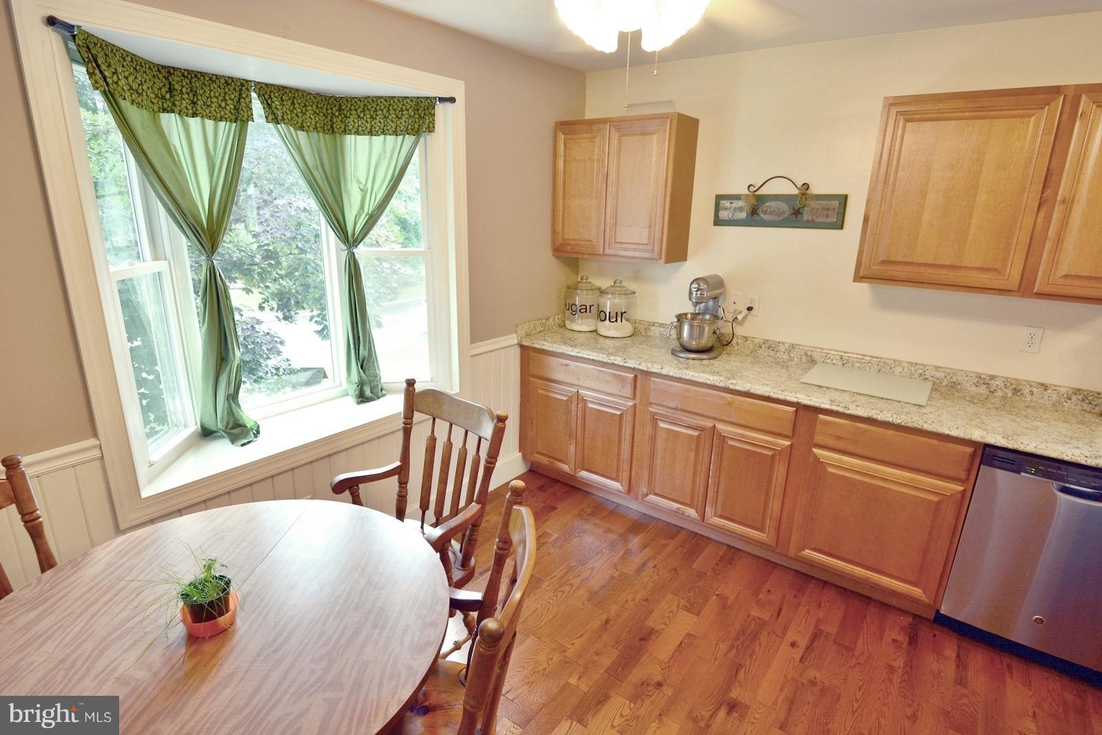 MUNSON HEIGHTS - Residential