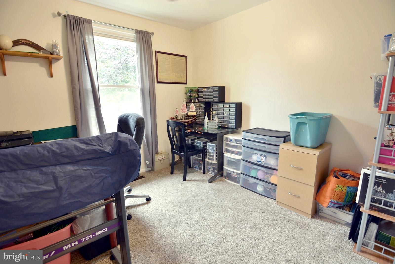 MUNSON HEIGHTS - Residential