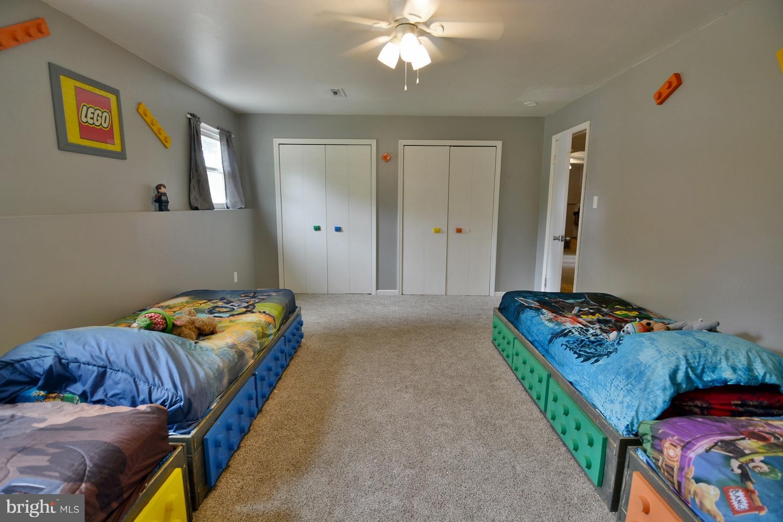 MUNSON HEIGHTS - Residential