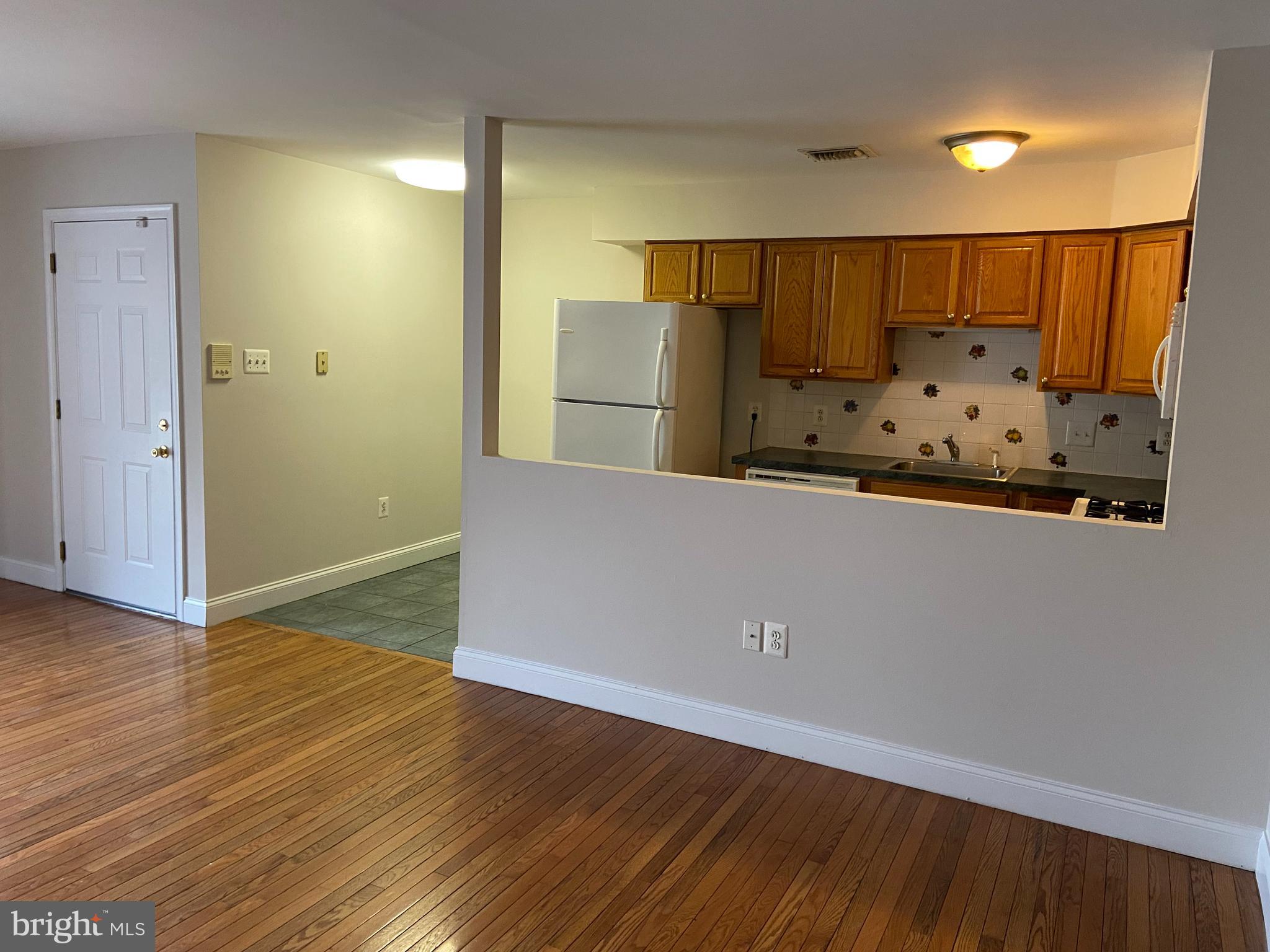 ROXBOROUGH - Residential Lease