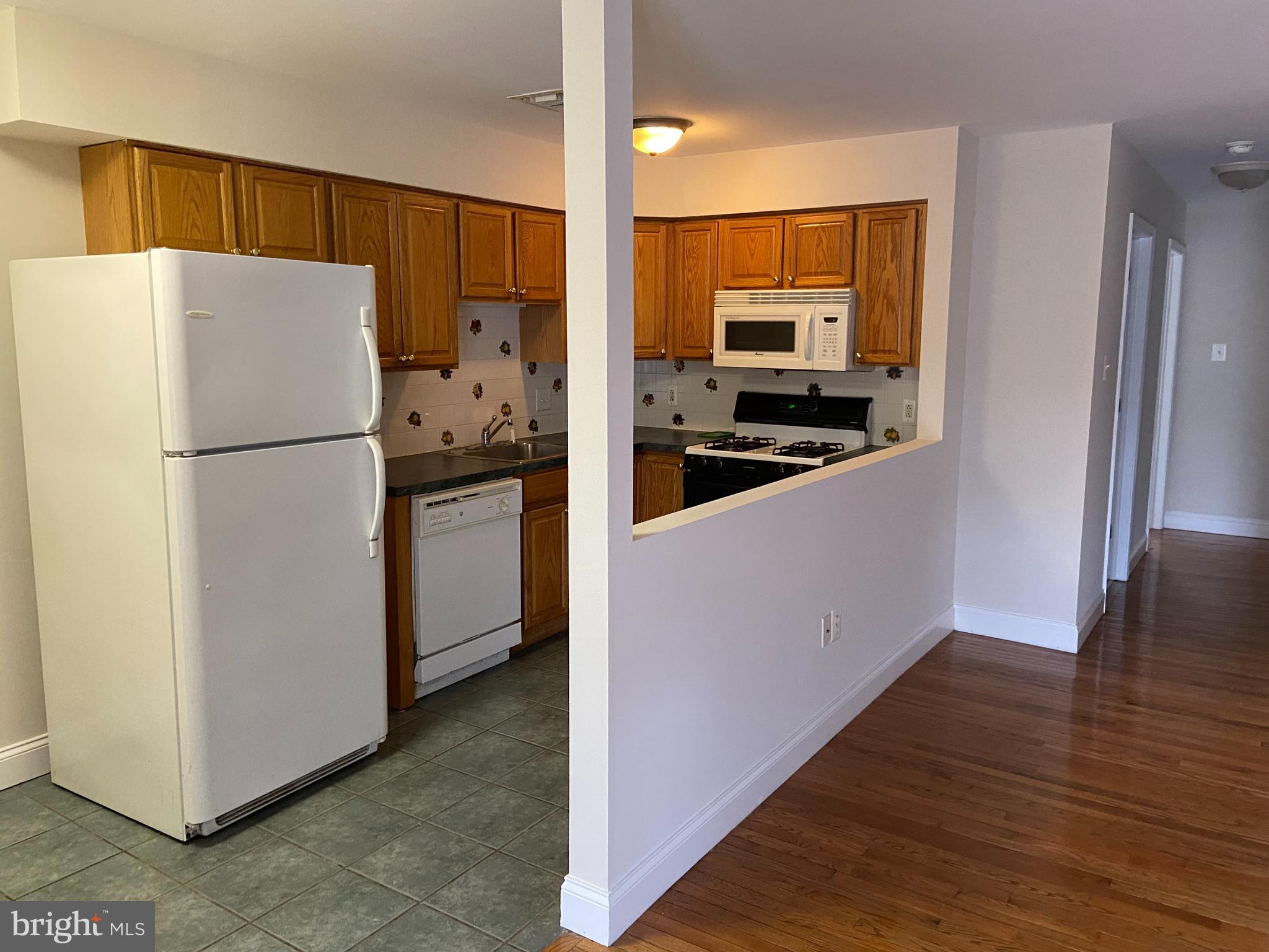 ROXBOROUGH - Residential Lease